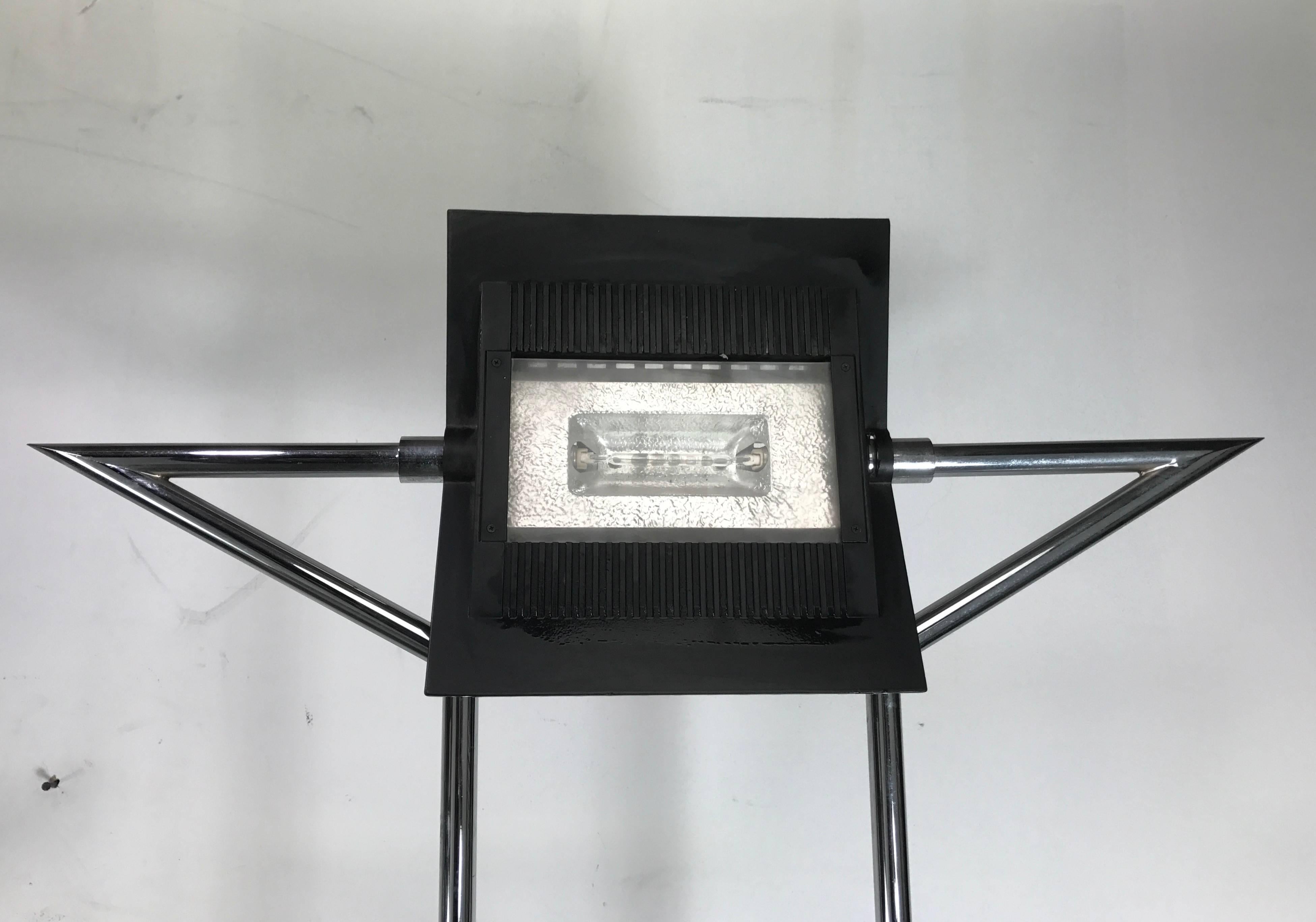 Pareja de antorchas de mármol y cromo estilo Menfis, Made in Italy Italiano en venta