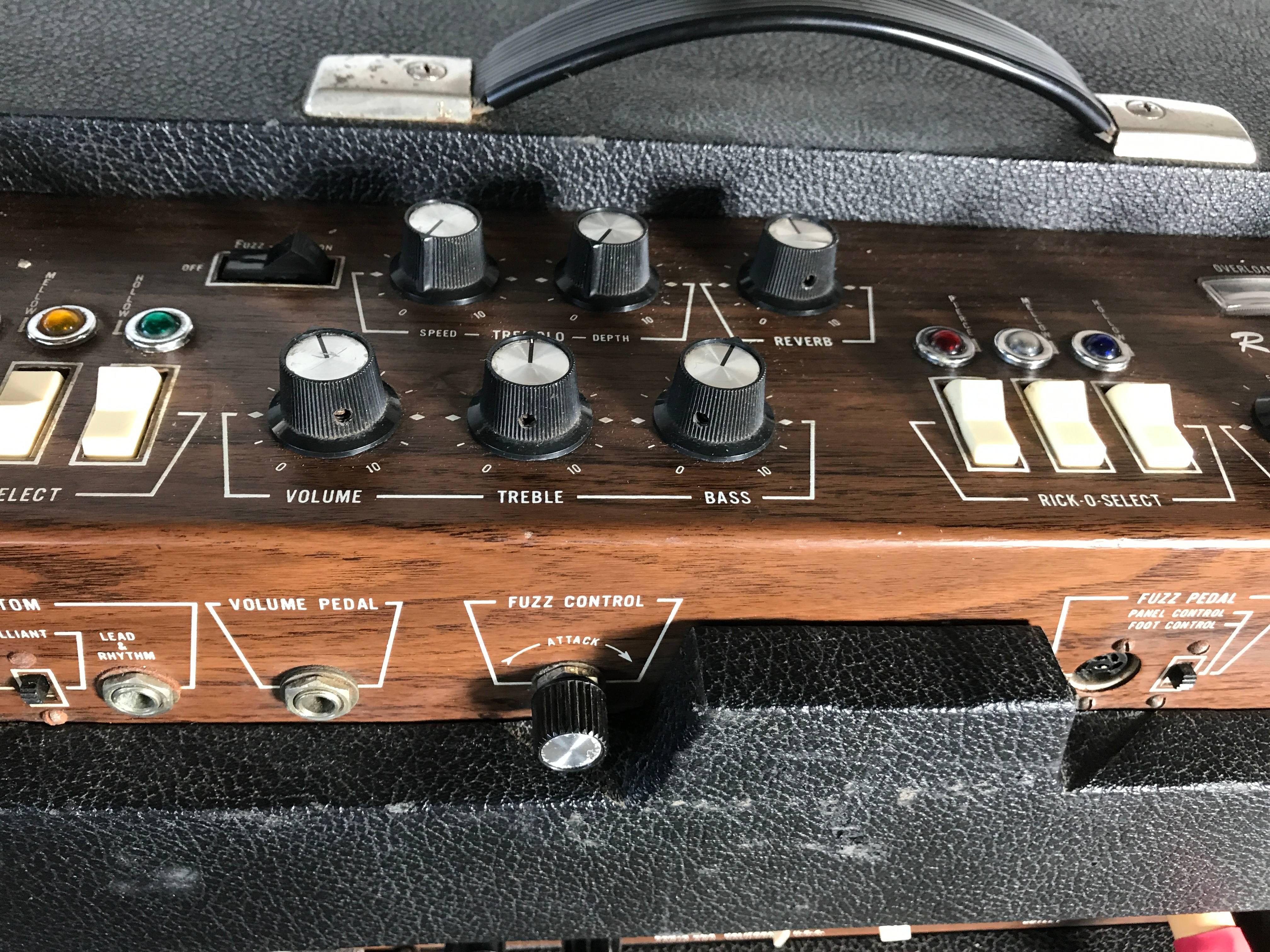 American Modernist Rickenbacker Transonic 1968 Rare Model 102 Guitar Combo Amplifier