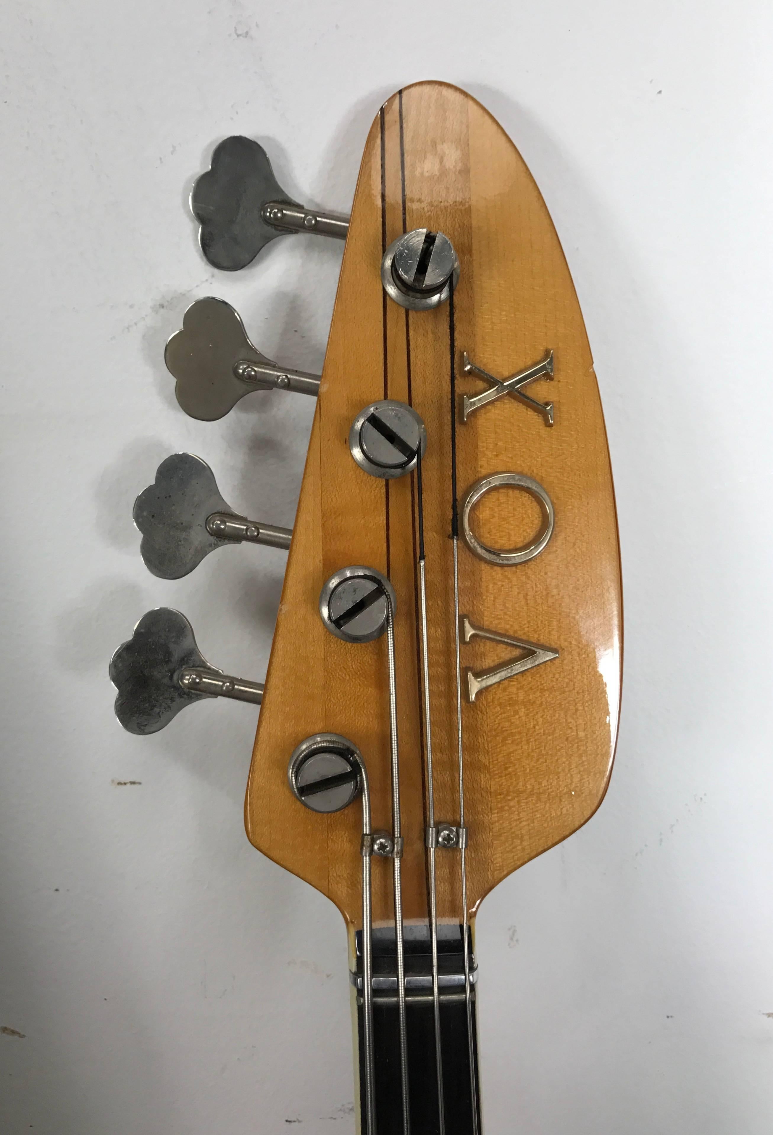 Mid-20th Century Rare 1968 Vox Teardrop Bass Guitar V284 Stinger IV, Made in Italy