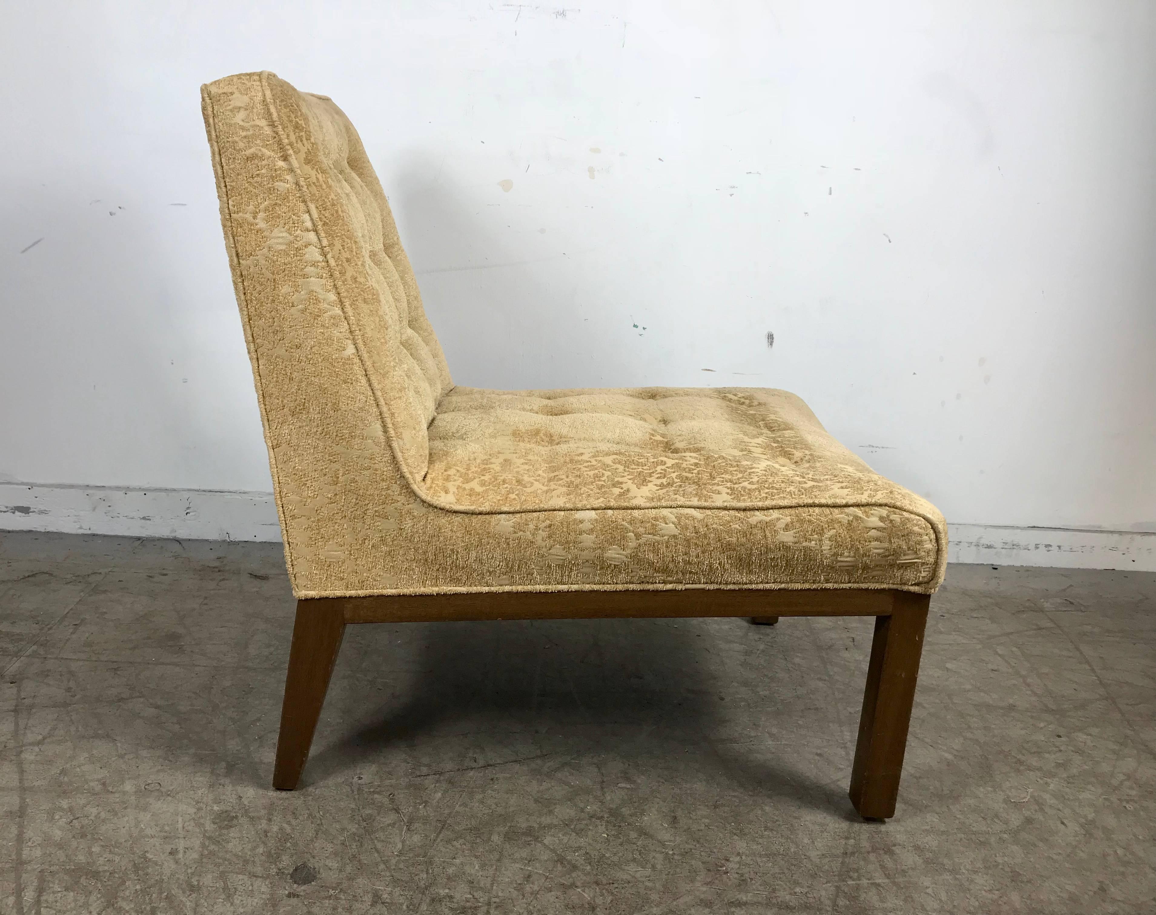 Mid-Century Modern Classic Modern Slipper Chair Designed by Edward Wormley for Dunbar