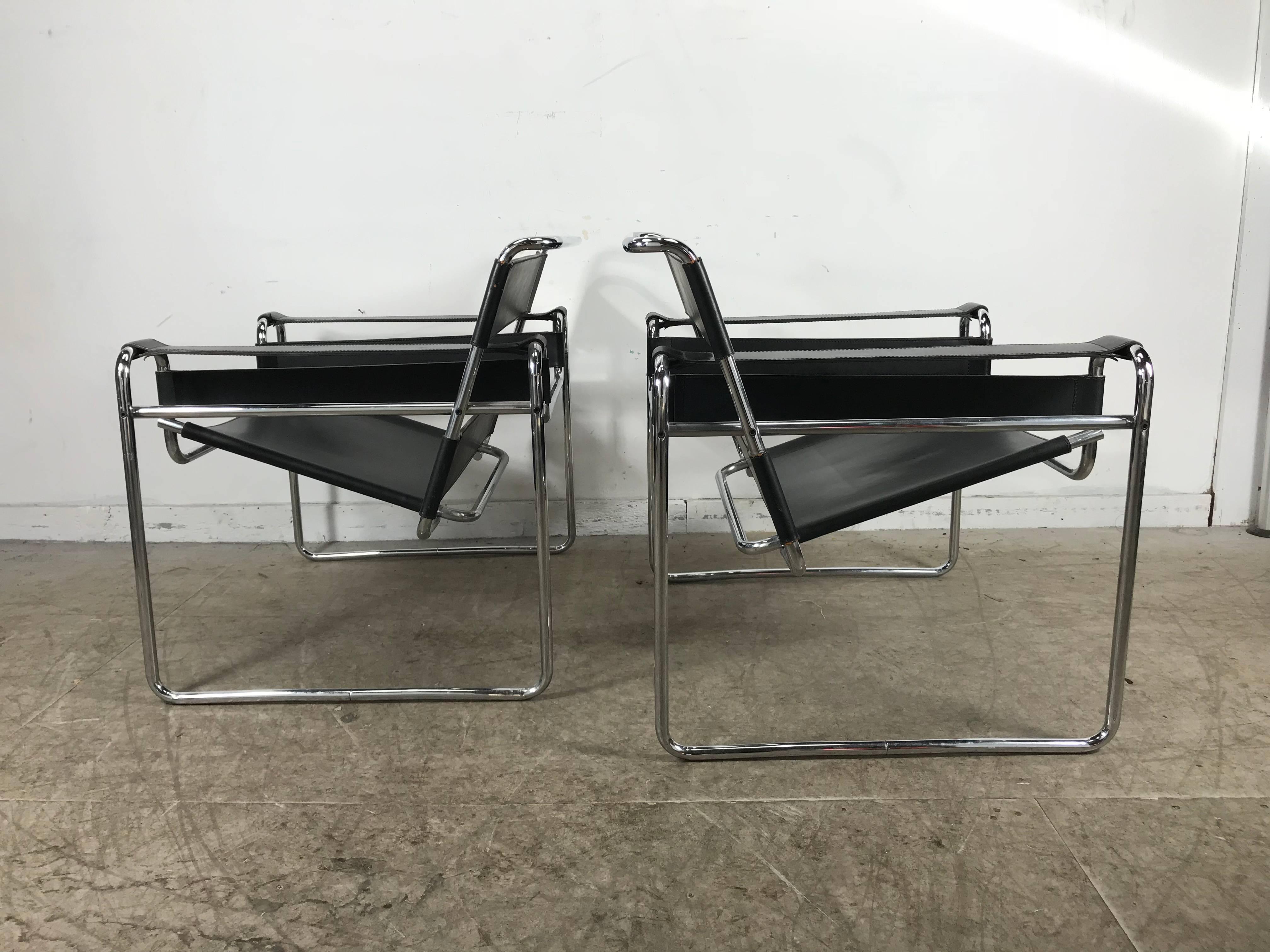 Pair of Classic Bauhaus Marcel Breuer, Wassily Chairs for Knoll 2