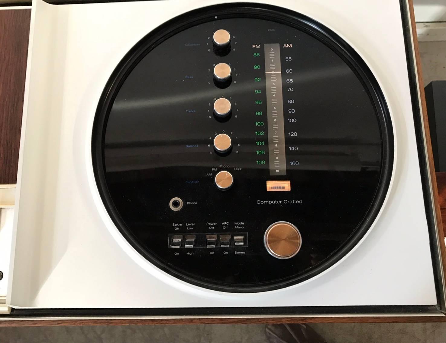 Prototype de console stéréo RCA de l'ère spatiale, 1970 3