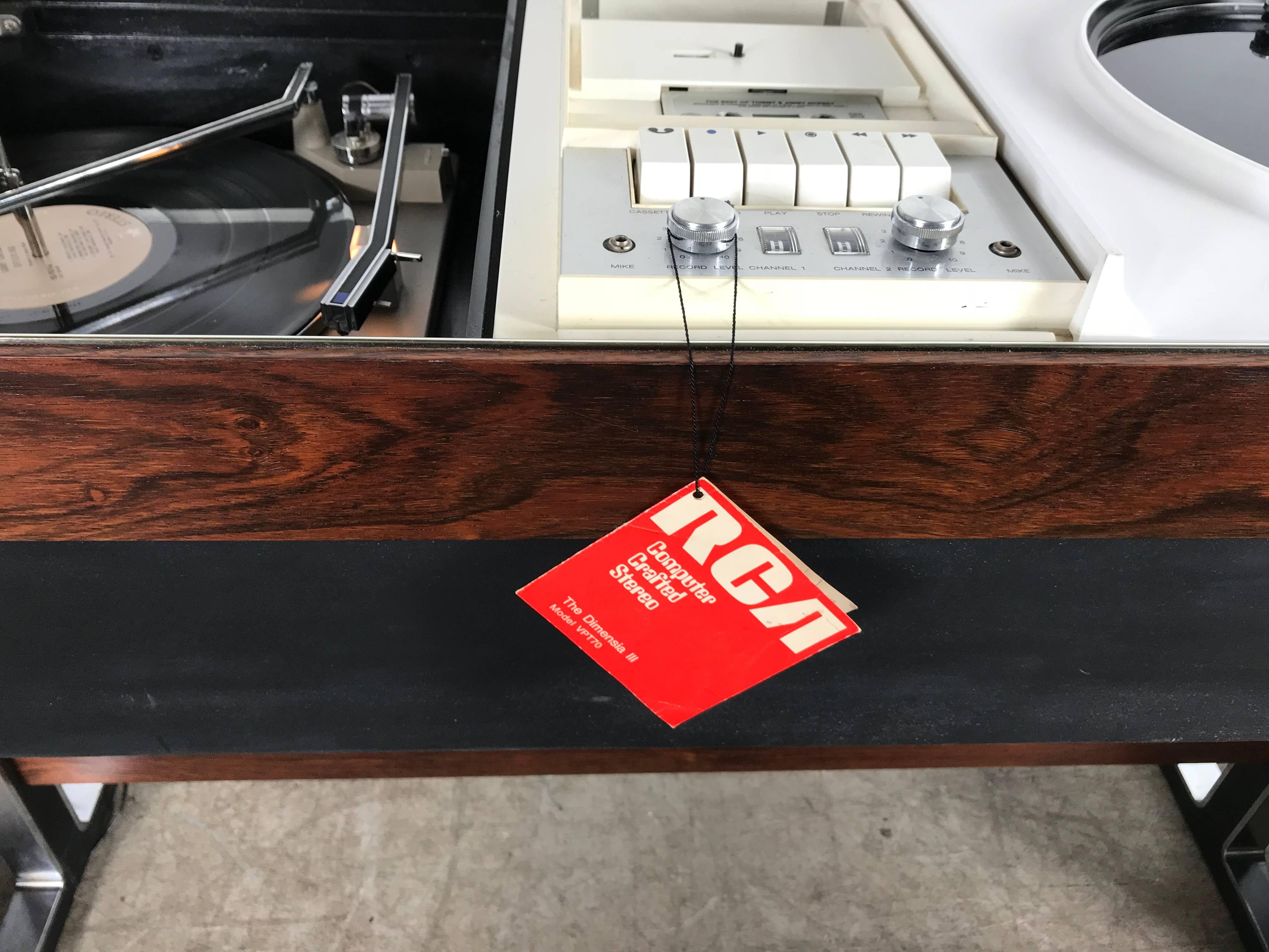 Américain Prototype de console stéréo RCA de l'ère spatiale, 1970