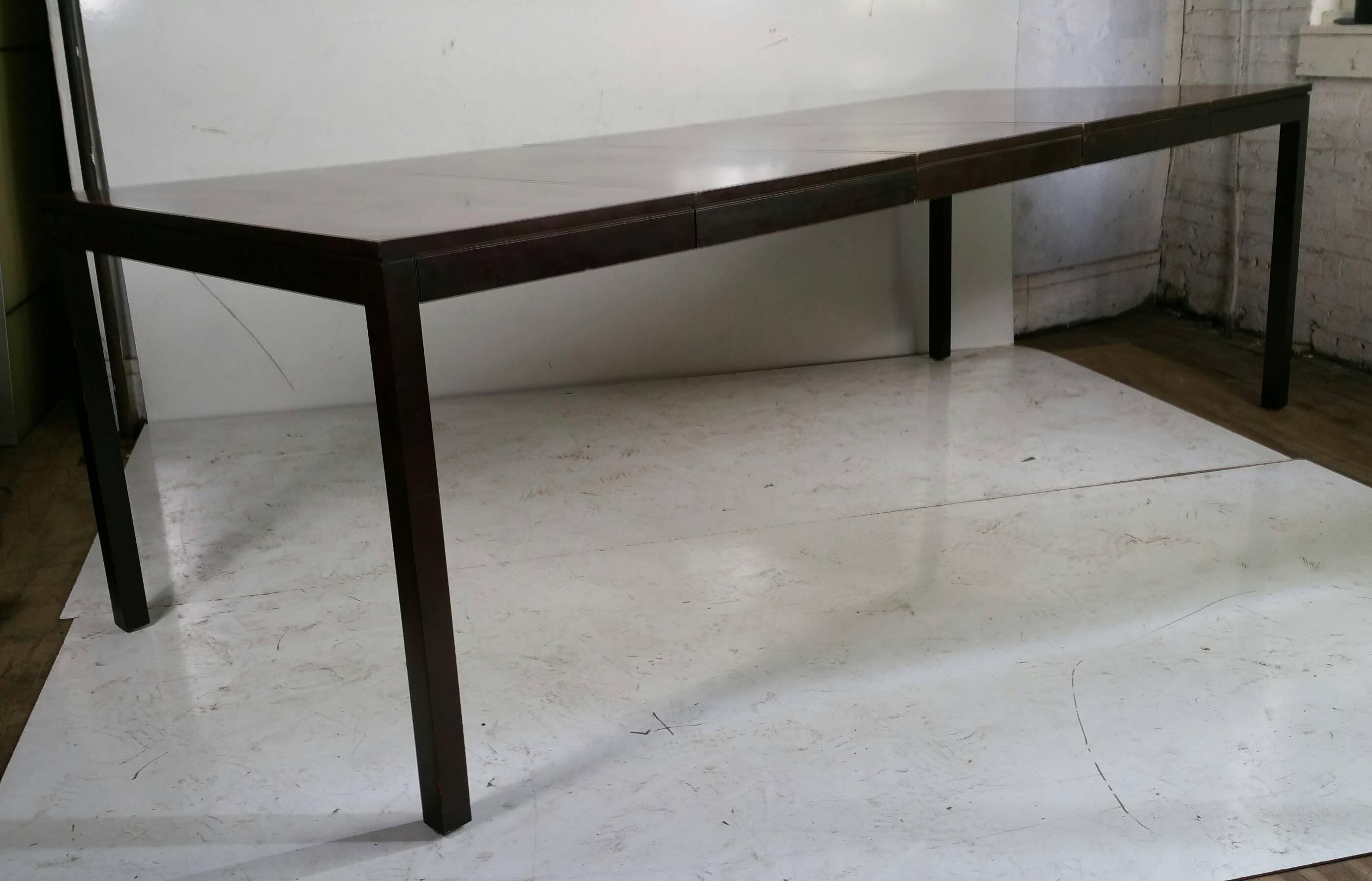 20th Century Expanding Dining Table Designed by Milo Baughman for Directional