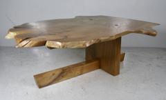 Modernistischer Couchtisch aus gemasertem Catalpa-Holz von Griff Logan