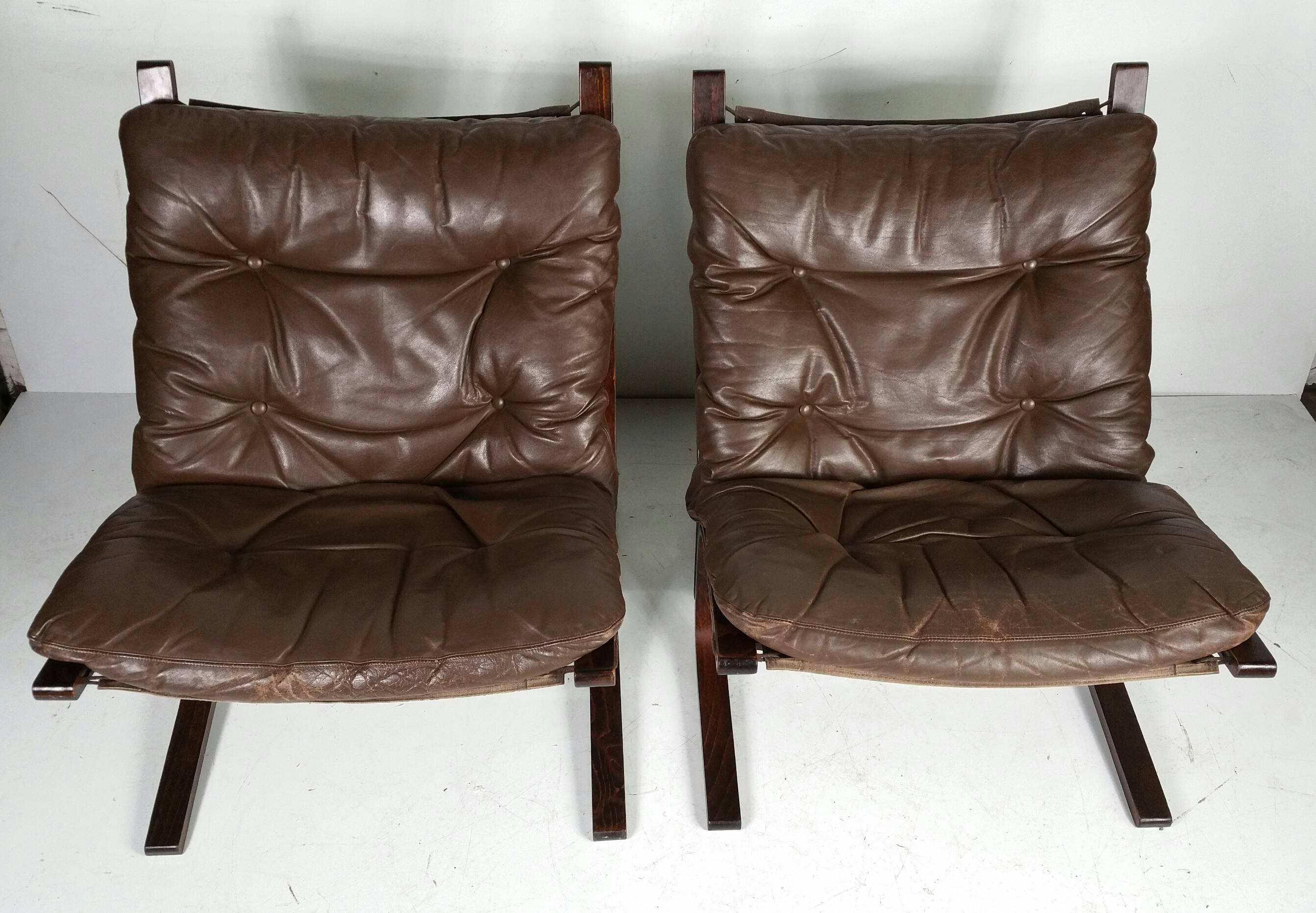 Mid-Century Modern Pair of Rosewood-Framed Leather Siesta Chairs, Westnofa of Norway