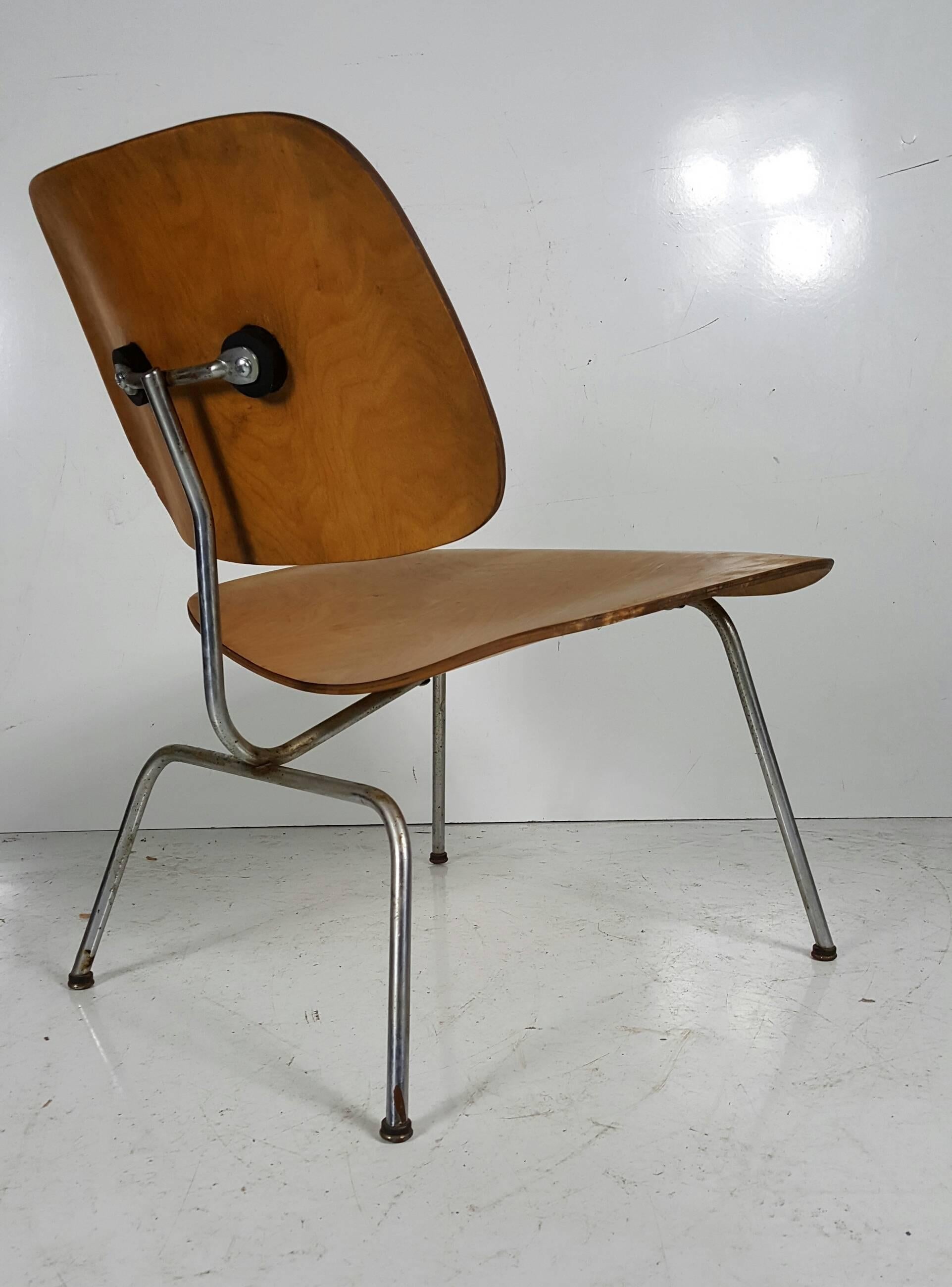 20th Century Early Charles and Ray Eames LCM or Lounge Chair Metal