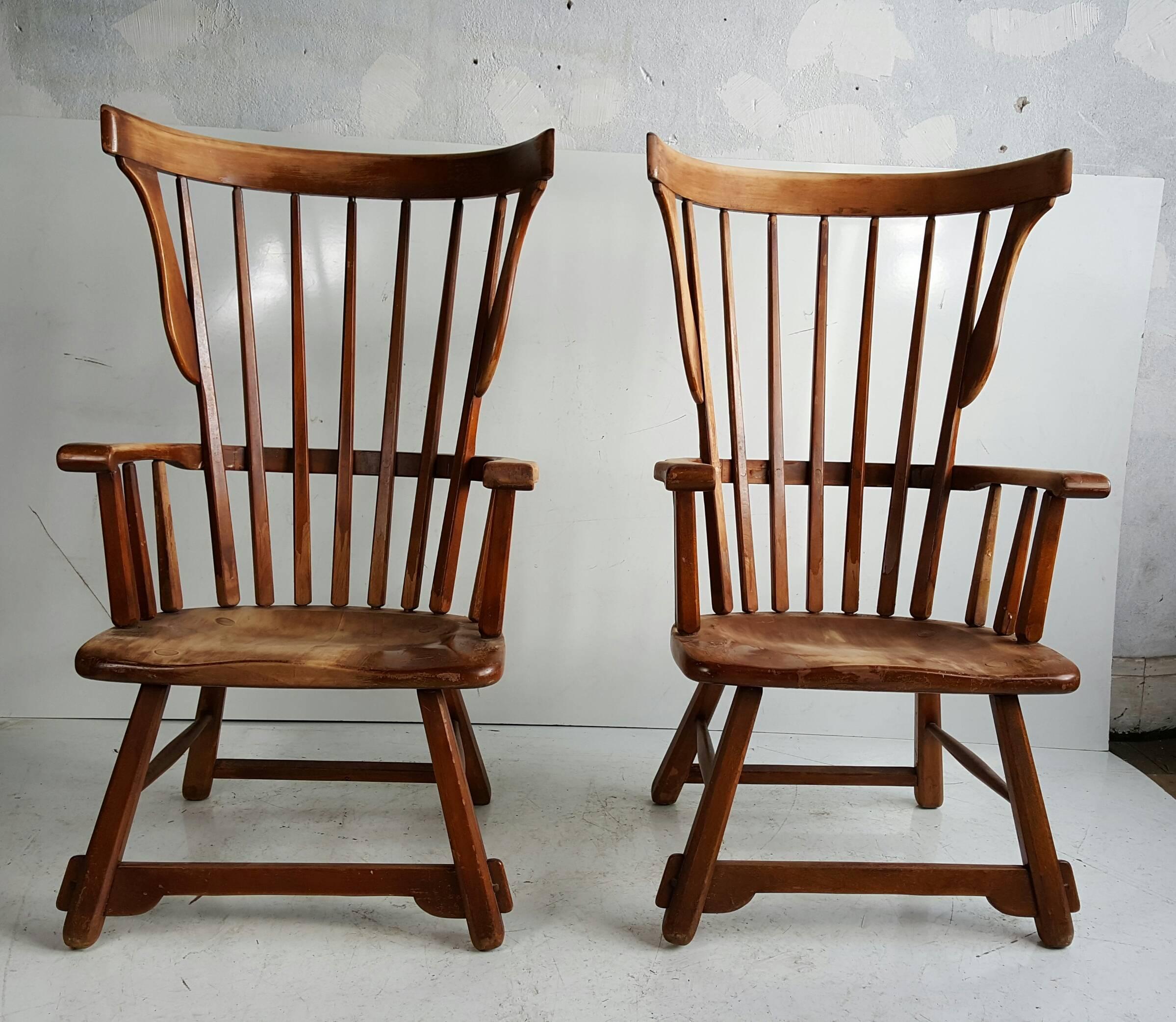 20th Century Pair of Oversized Maple Wood Windsor Fan Back Arm Chairs
