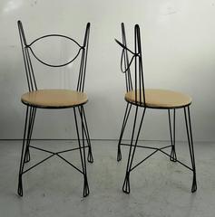 Due sedie Tony Paul per il gruppo di gelateria Raymor