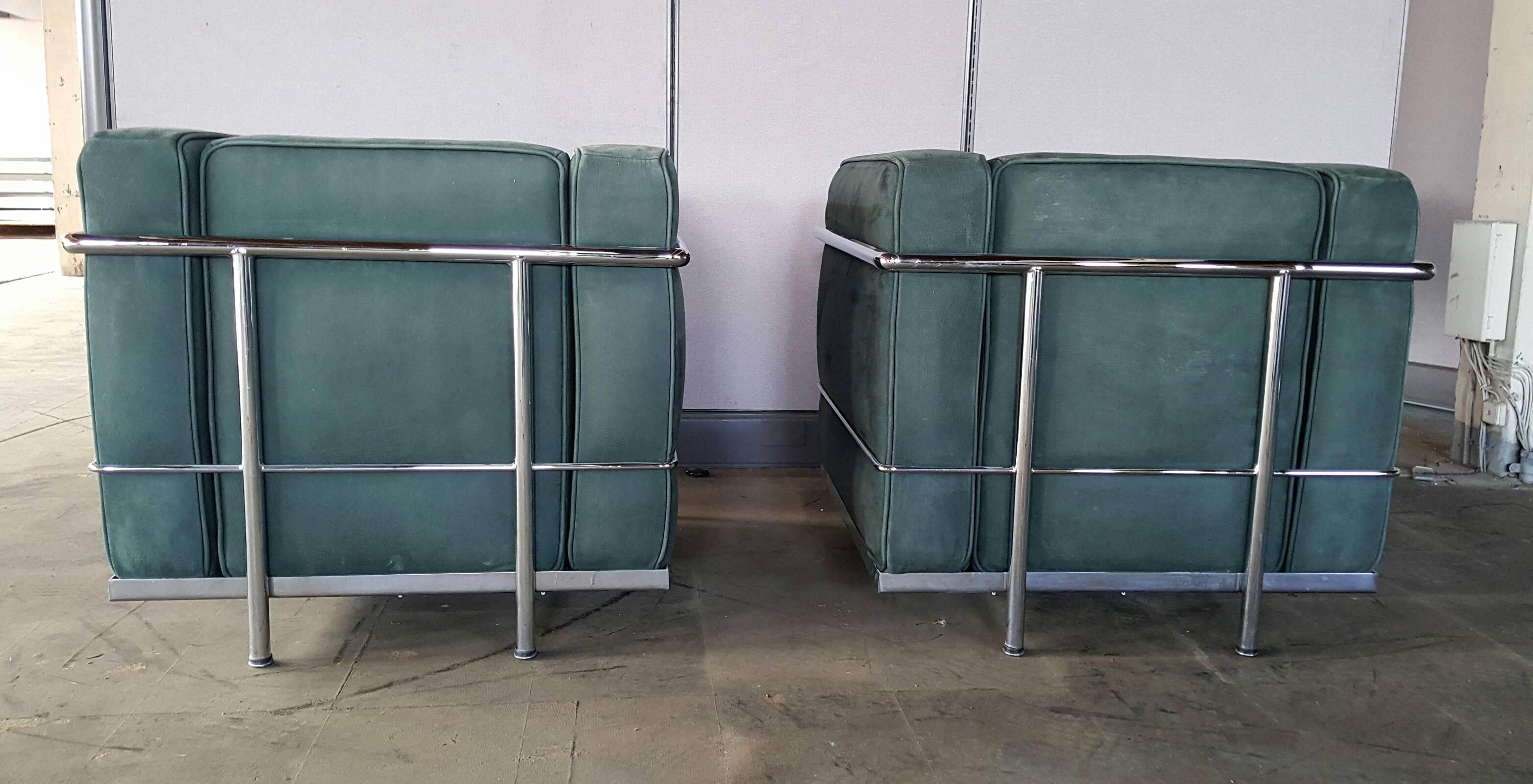 Italian Pair of Le Corbusier Lc2 Lounge Chairs, Green Suede and Chrome