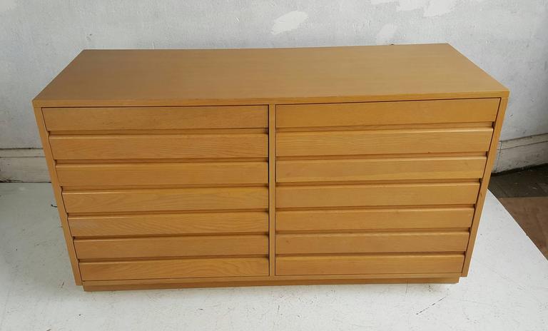 Modernist Eight Drawer Dresser Sligh Furniture For Sale At 1stdibs