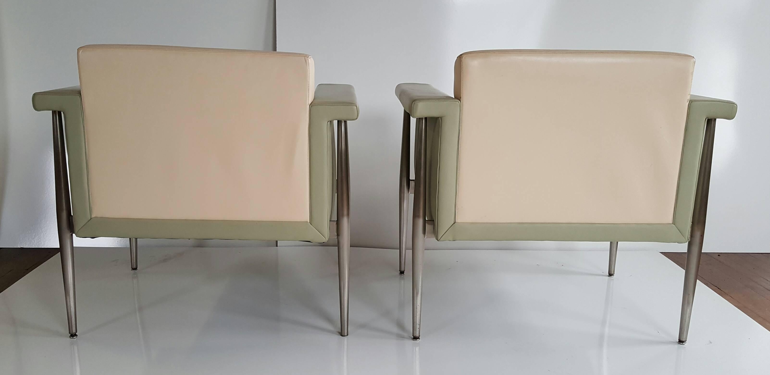 American Memphis Style Two-Tone Leather and Aluminum Lounge Chairs, Bernhardt