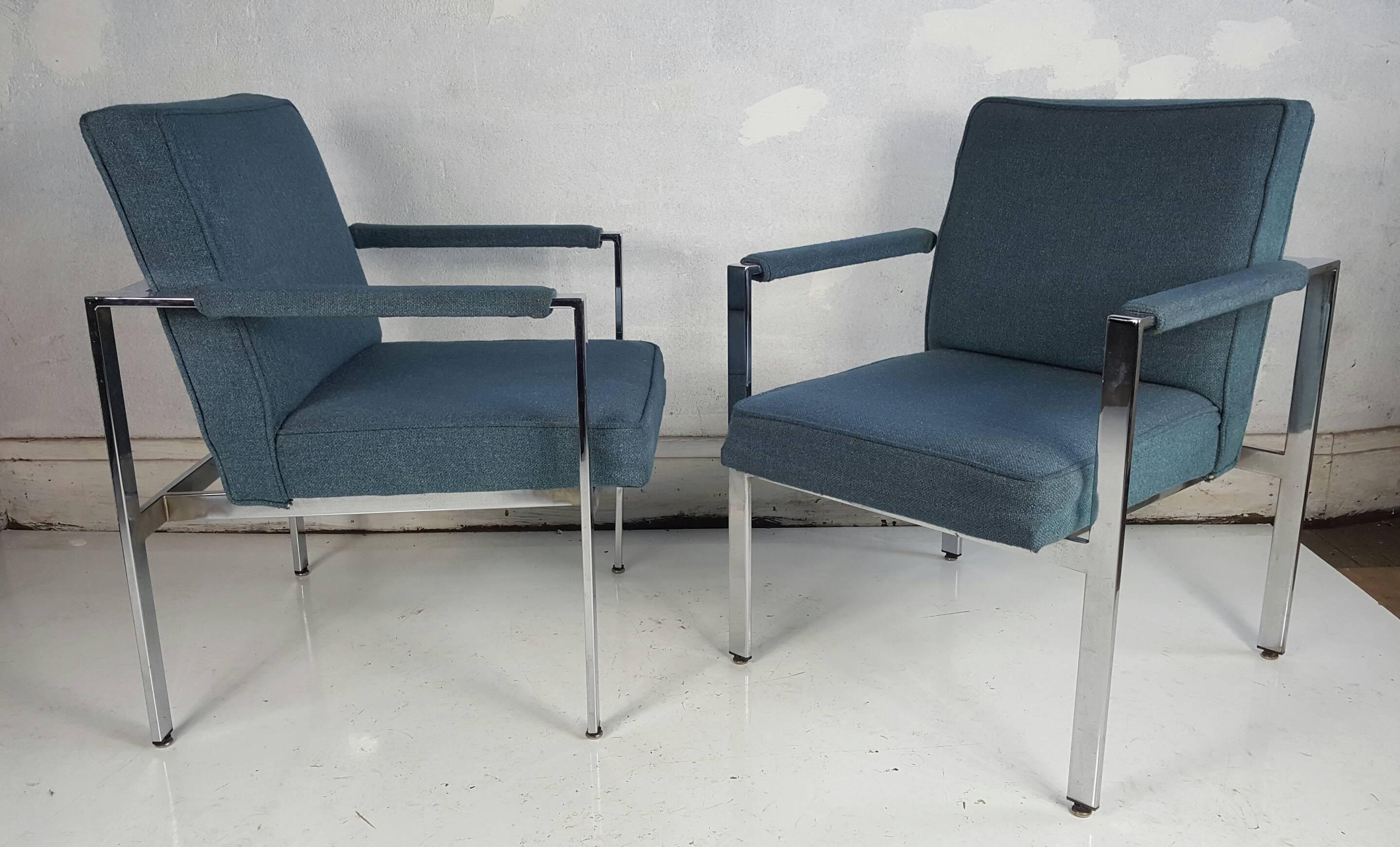 Pair of Milo Baughman Chrome Frame Lounge Chairs, 1970s In Good Condition In Buffalo, NY