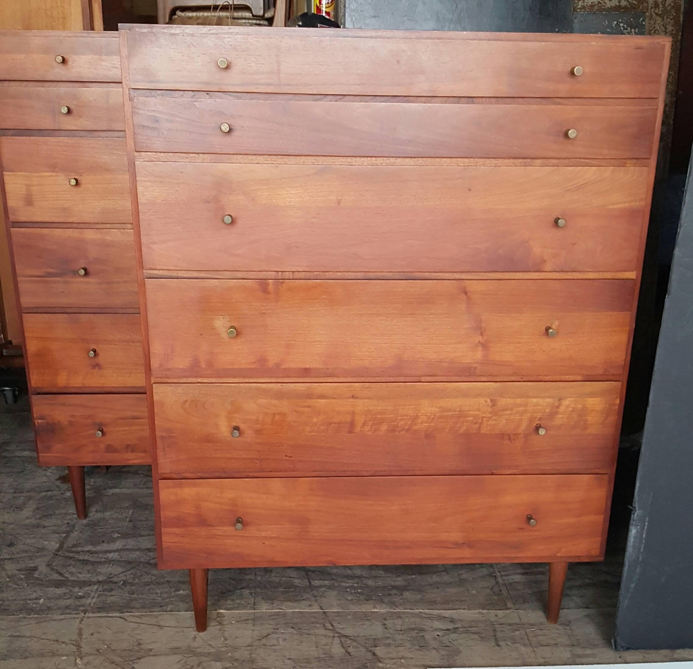 Pair of Mid-Century Modern Solid Walnut 6 Drawer Chests / Dressers In Good Condition In Buffalo, NY