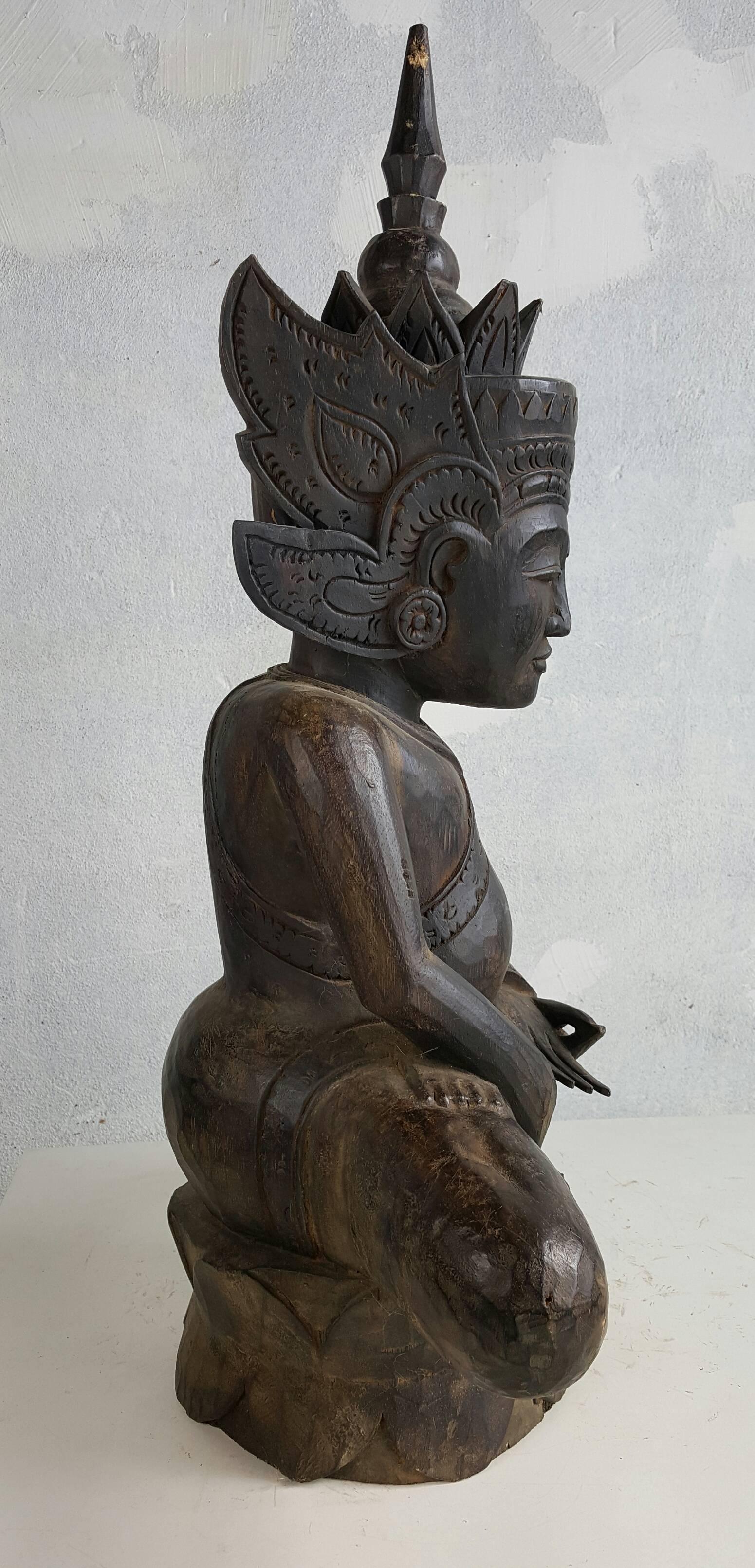 Exceptionally Large Burmese Carved Wood Sitting Buddha In Good Condition In Buffalo, NY