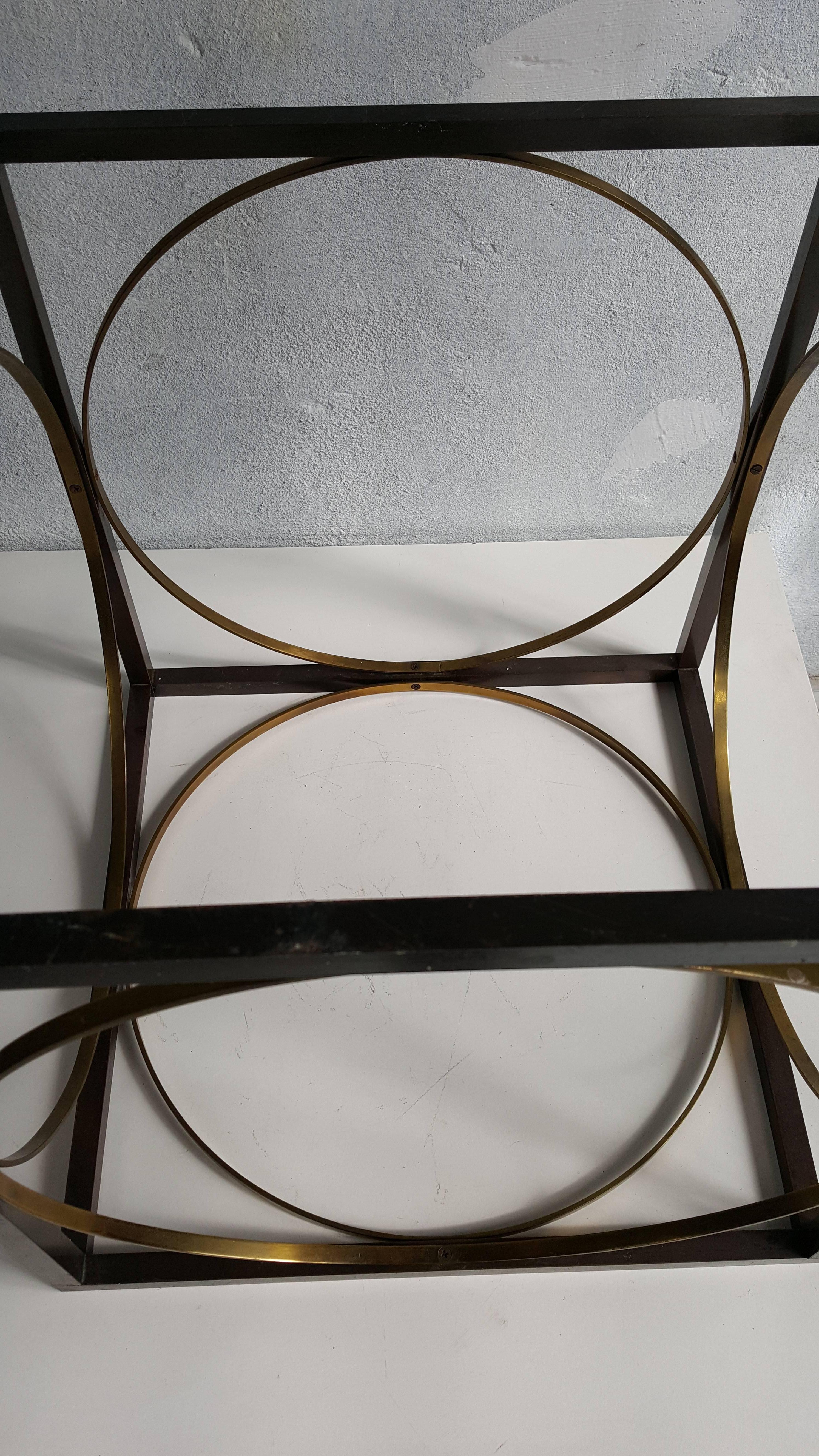 Moderner moderner Regency-Tischsockel aus Bronze und Messing (20. Jahrhundert) im Angebot
