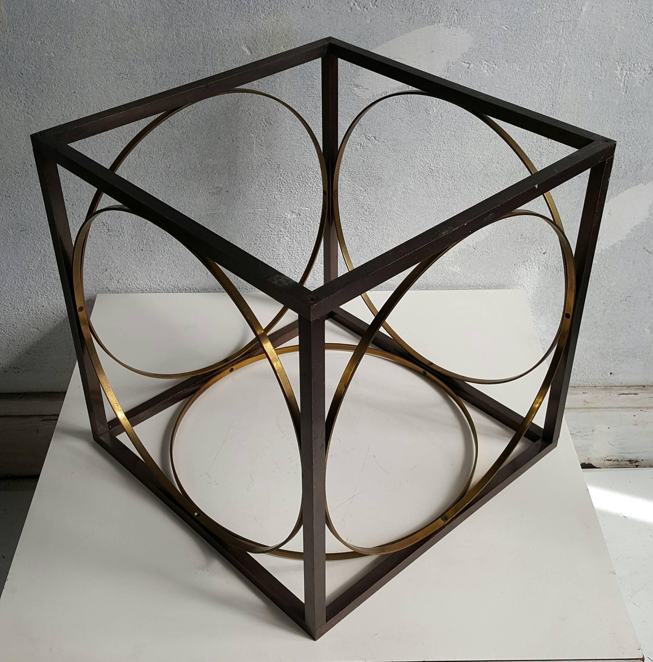 Hollywood Regency modernist bronze and brass table bass, coffee table, occasional table or end table, wonderful design, six-sided square bronze frame with five brass circles, sculpture.