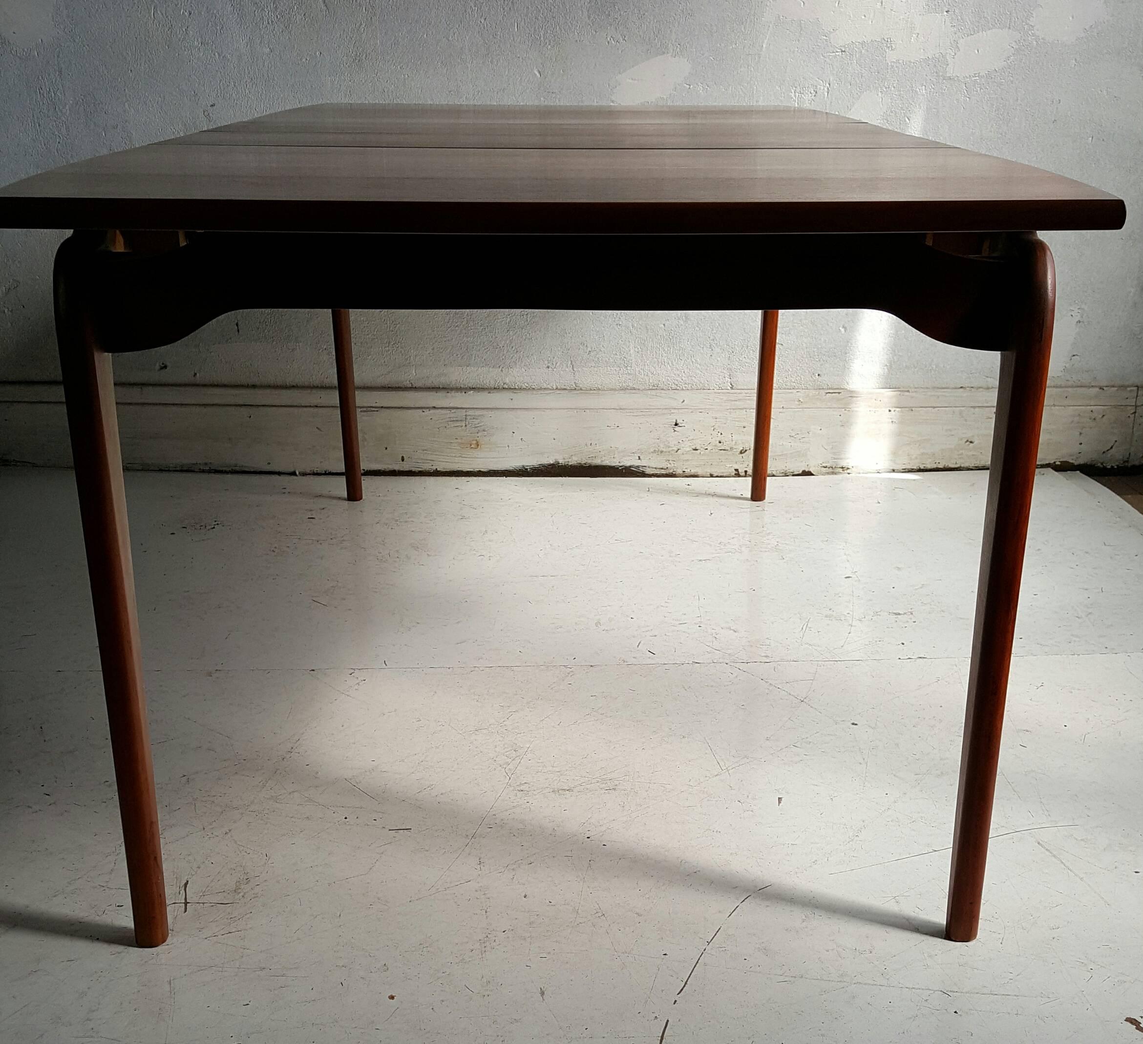 American Classic Modernist Walnut Dining Table, Lane Perseption