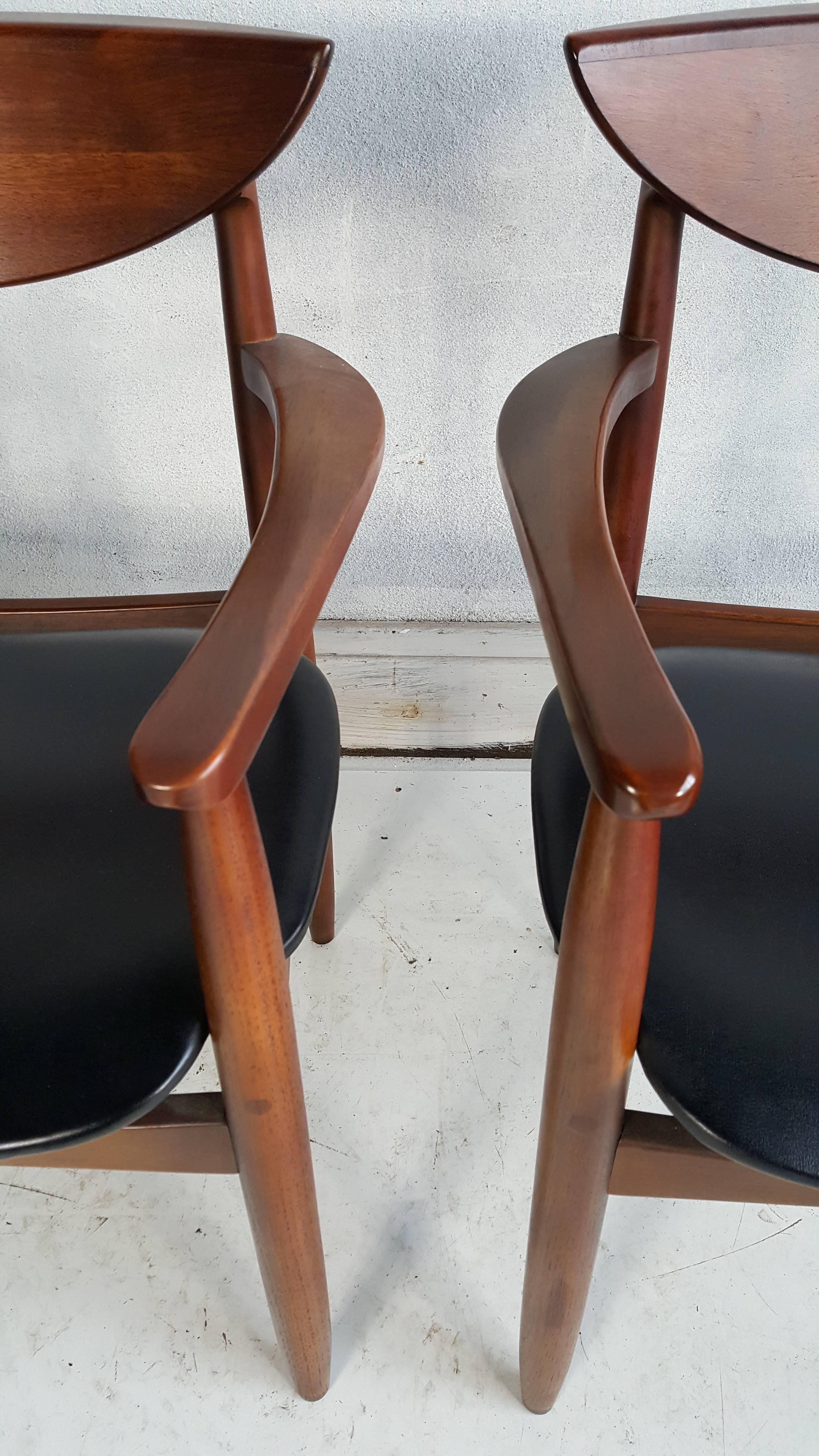 Mid-Century Modern Set of Six Modernist Dining Chairs Lane Perception