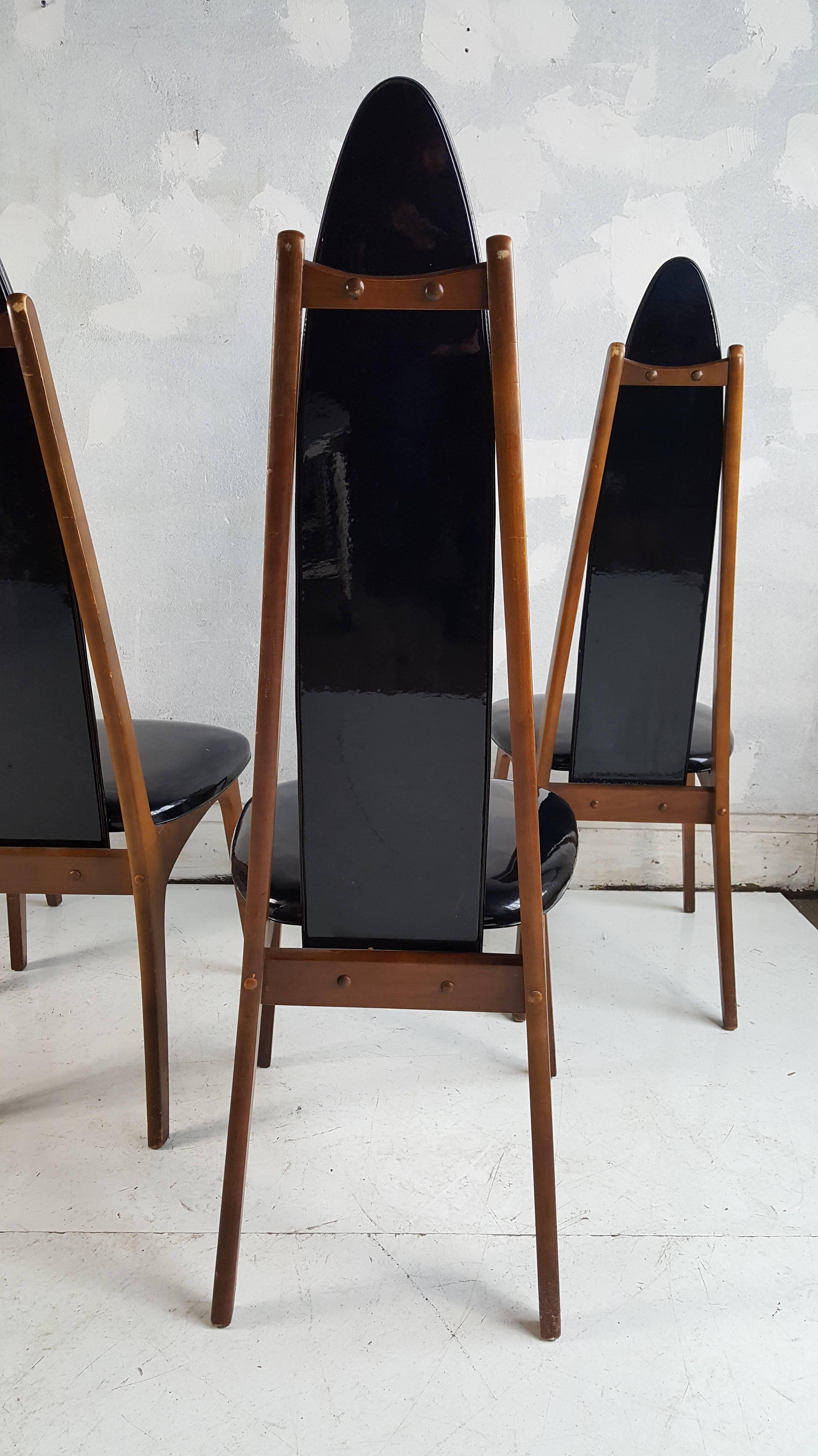 Set of Four Black Patent Leather Modernist Regency Dining Chairs In Good Condition In Buffalo, NY