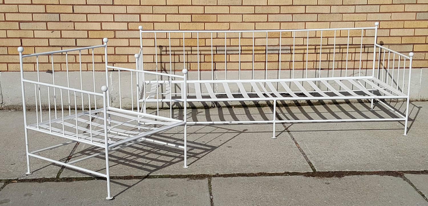 Mid-Century Modern Three-Piece Iron Patio /Garden Set Made by Woodard ...