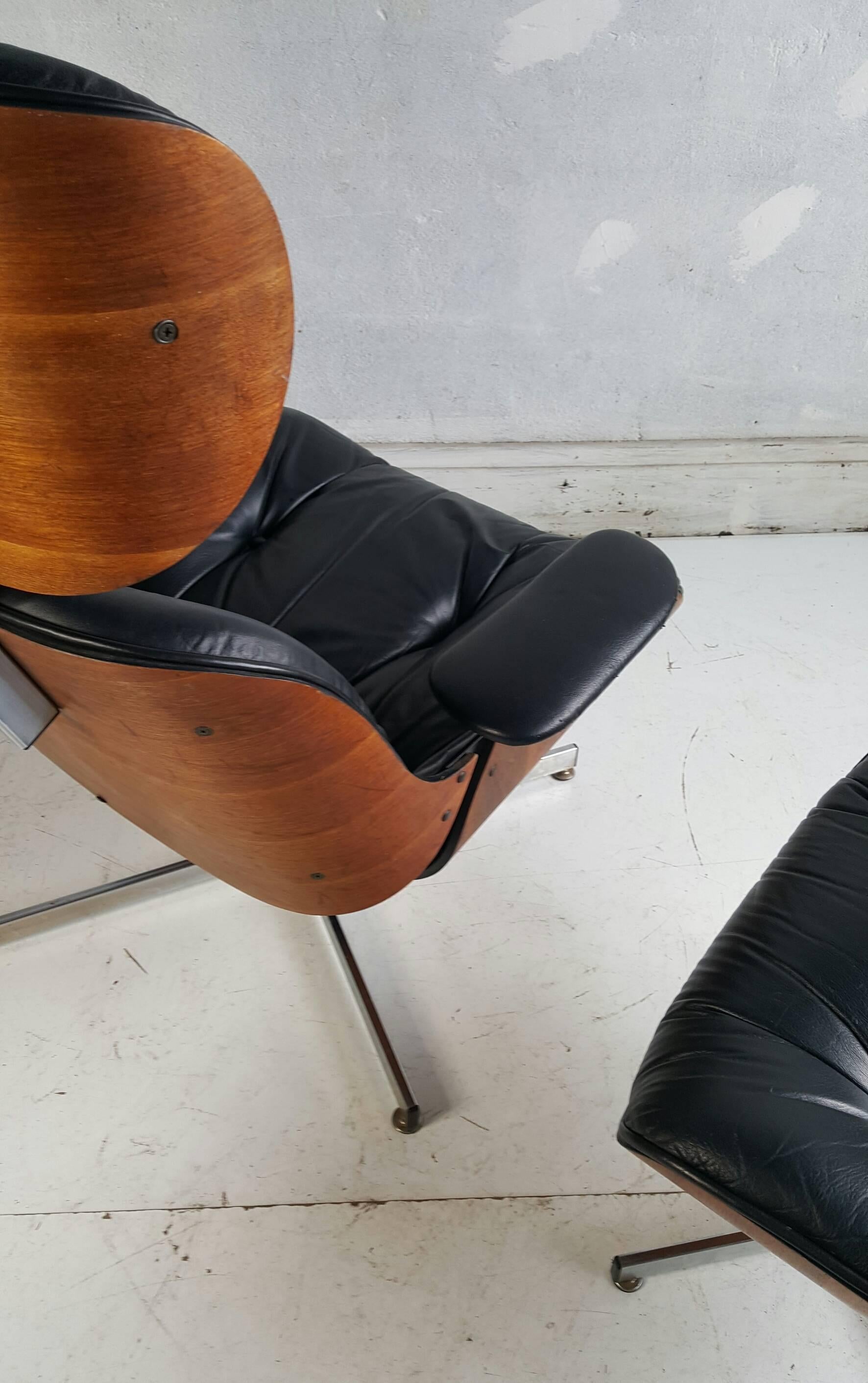 Chair and Ottoman by George Mulhauser for Plycraft, Styled after the Classic 670 and 671 lounge chair designed by Charles and Ray Eames extremely comfortable, tilt. Swivel mechanism.
Chair dimensions: 32