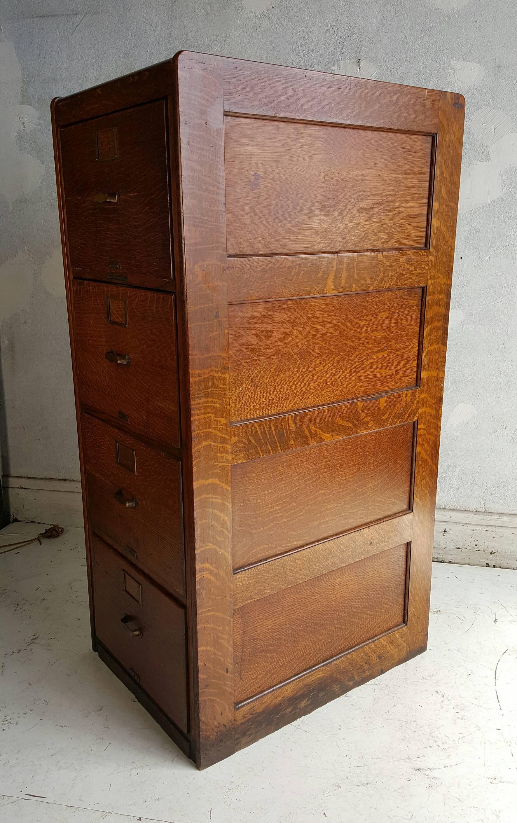 Classic Quartered Oak Four-Drawer File Cabinet, Finished Sides and Back 1