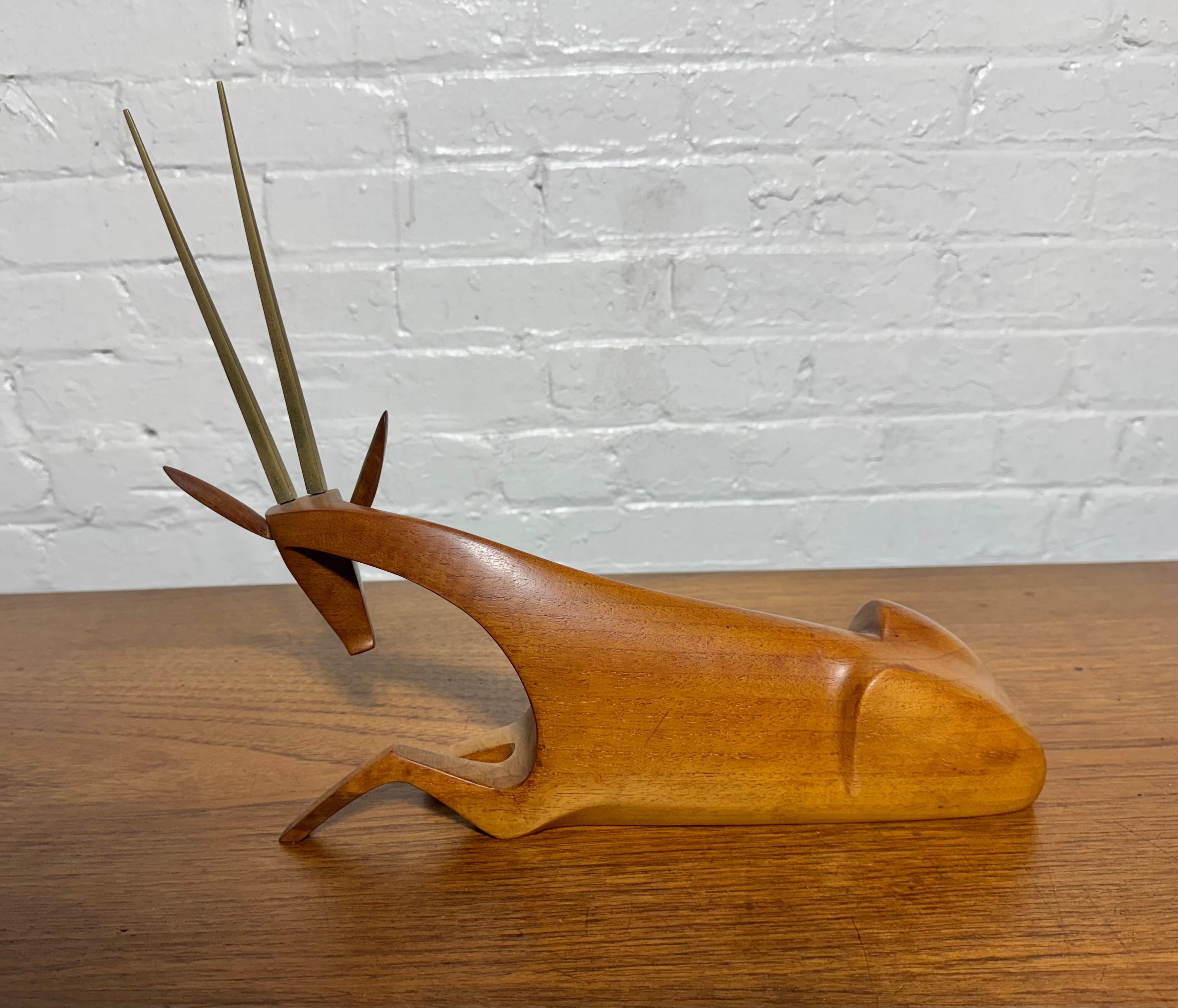 Organico moderno Franz Hagenauer  Antelope Werkstätte Hagenauer scultura in legno e ottone in vendita