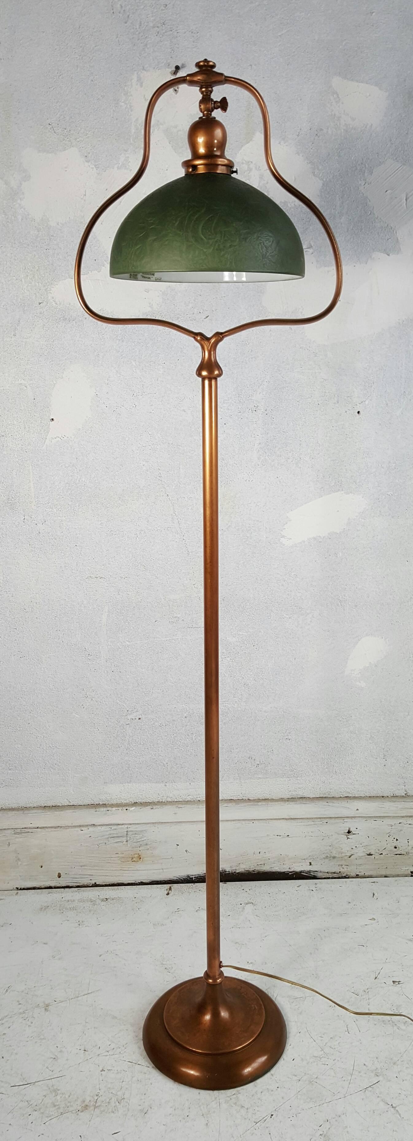 20th Century Handel Floor Lamp with Signed Cased Chipped Ice Shade, Mosserine