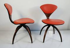 Paar Drehstühle von Norman Cherner für Plycraft:: amerikanisch:: um 1959