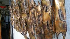 Brutalistische Brutalismus-Wandskulptur mit Fackelschliff von Tom Greene, Feldman