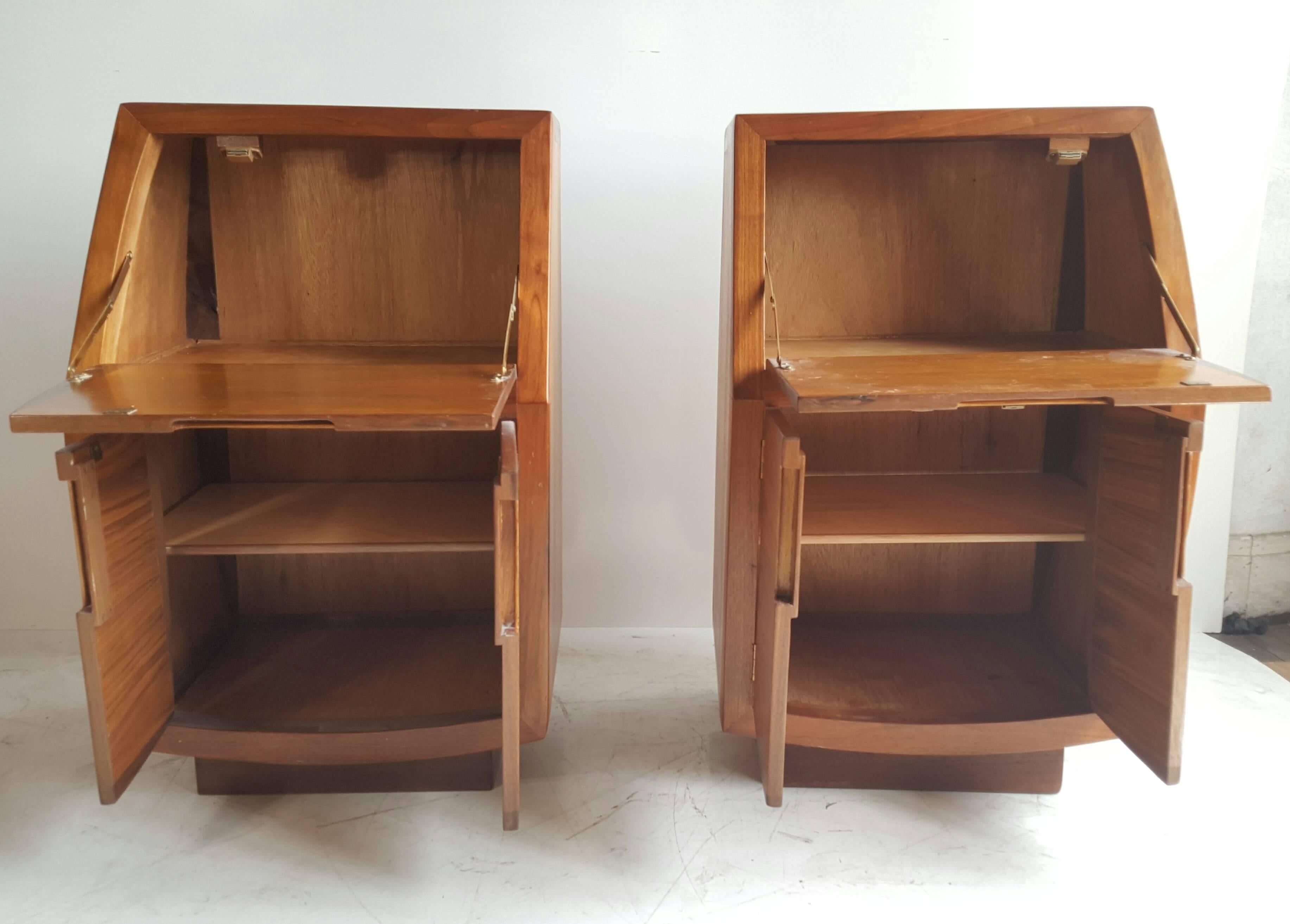 Stunning Organic Modern hand crafted, matched pair of Stands /Bedside Tables,, Solid cherry and rosewood,,featuring curved wood (sides) construction,,Dovetail joinery to plinth..Amazing book match grain,,.. Also available matching chest of drawers
