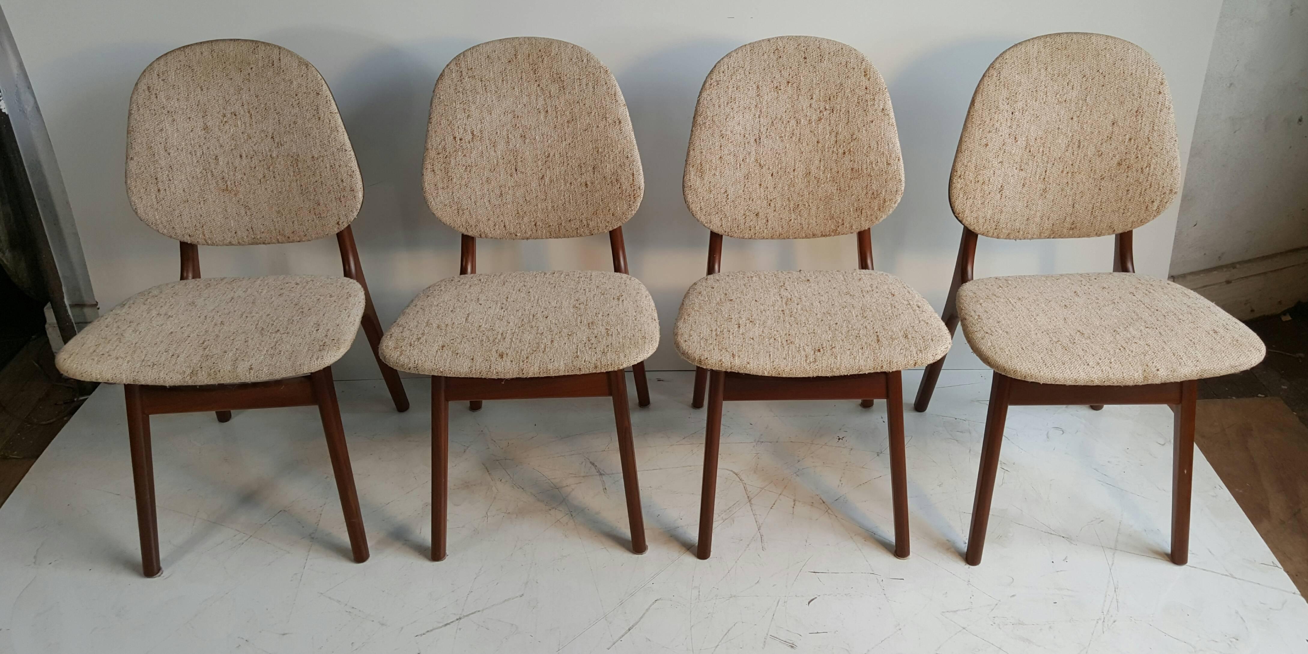 Elegant Danish Modern Dining Chairs by Arne Hovmand Olsen In Excellent Condition In Buffalo, NY
