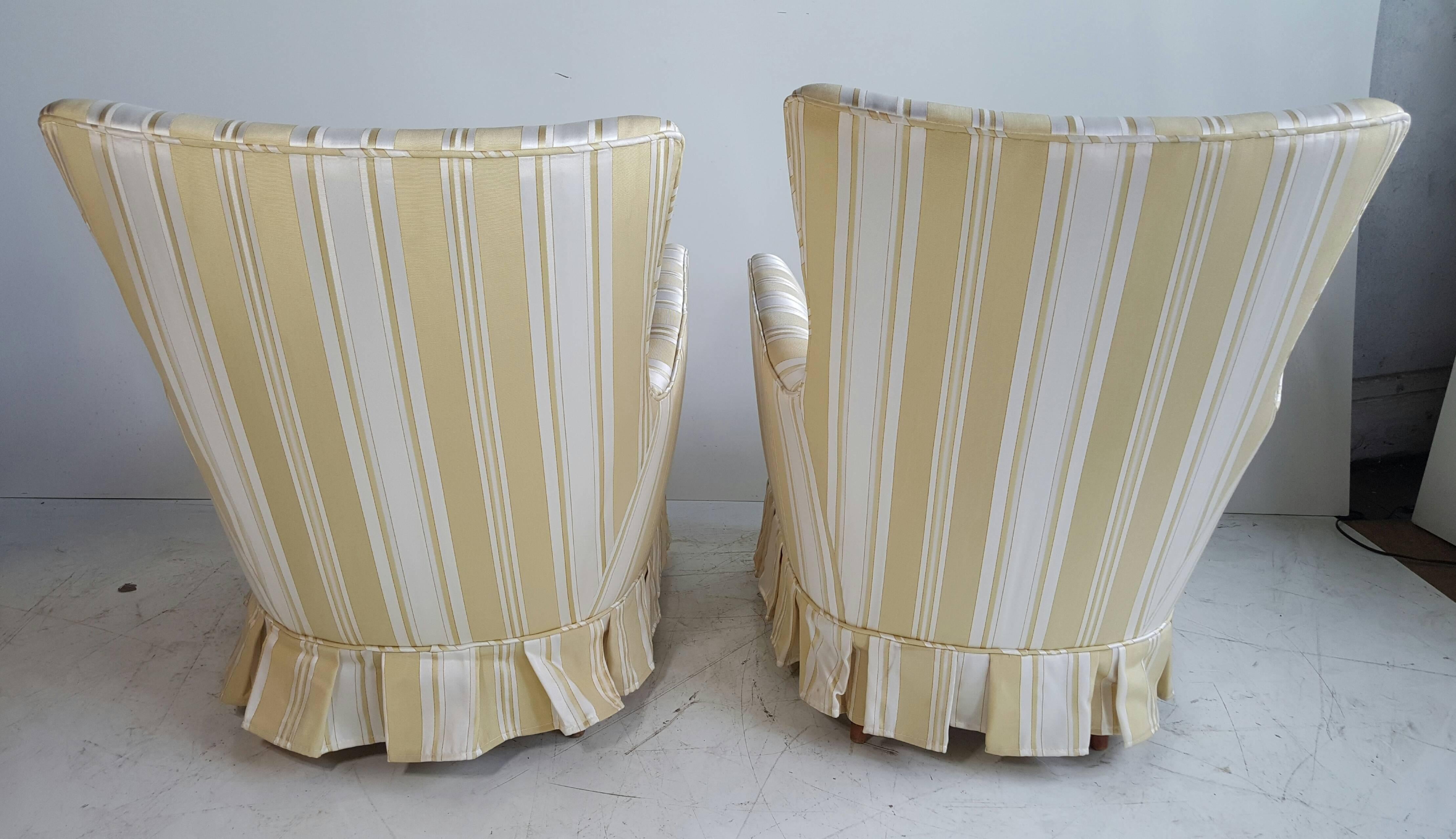 20th Century Pair of Modernist Traditional Italian Boudoir Chairs, Silk, Paolo Buffa