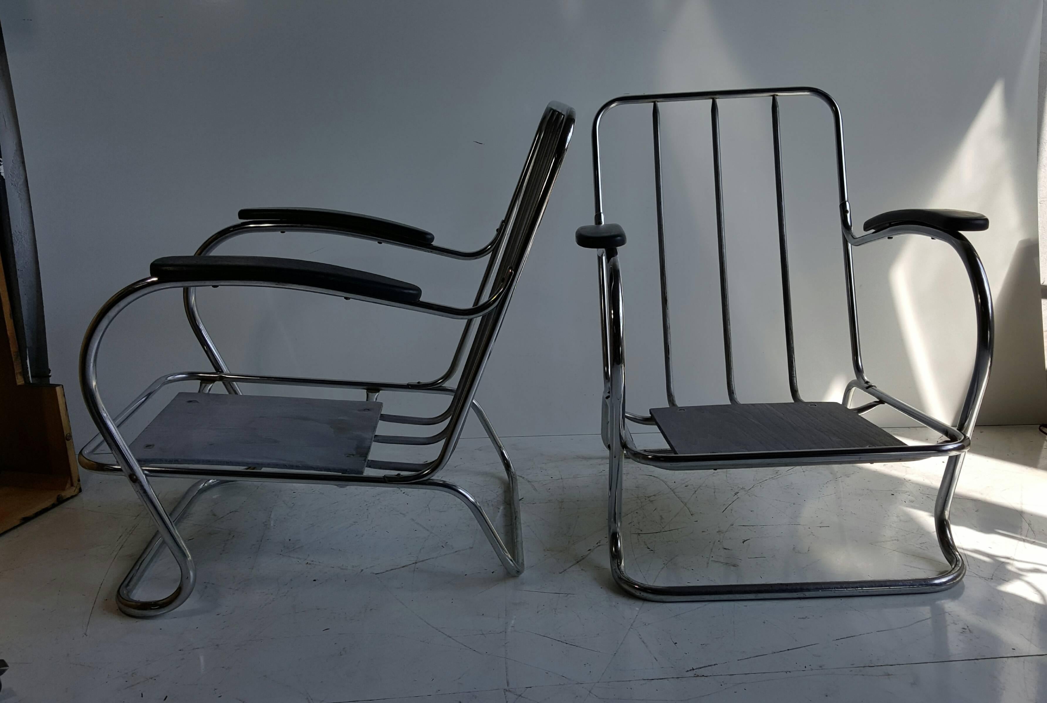 Pair of Art Deco Tubular Chrome Lounge Chairs, K E M Weber, Lloyd In Good Condition For Sale In Buffalo, NY