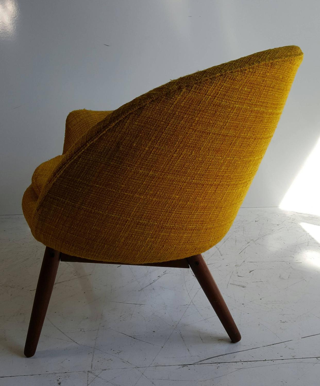 "Fried Egg" Chair by Hans Olsen, Denmark For Sale at 1stdibs