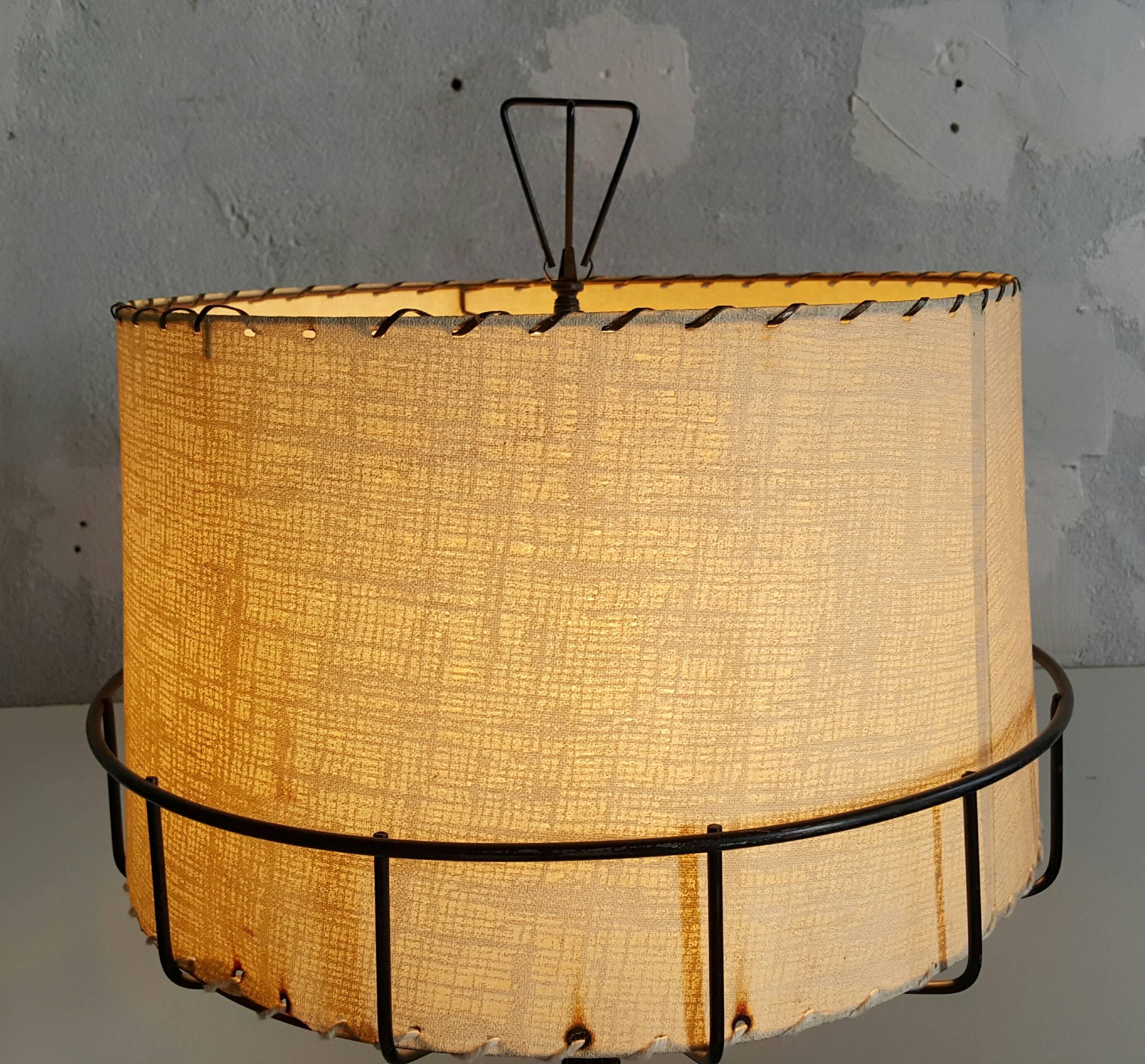 Tony Paul floor lamp from the wire series, Mid-Century Modern. Classic wire-iron design, retains original parchment shade measuring 10