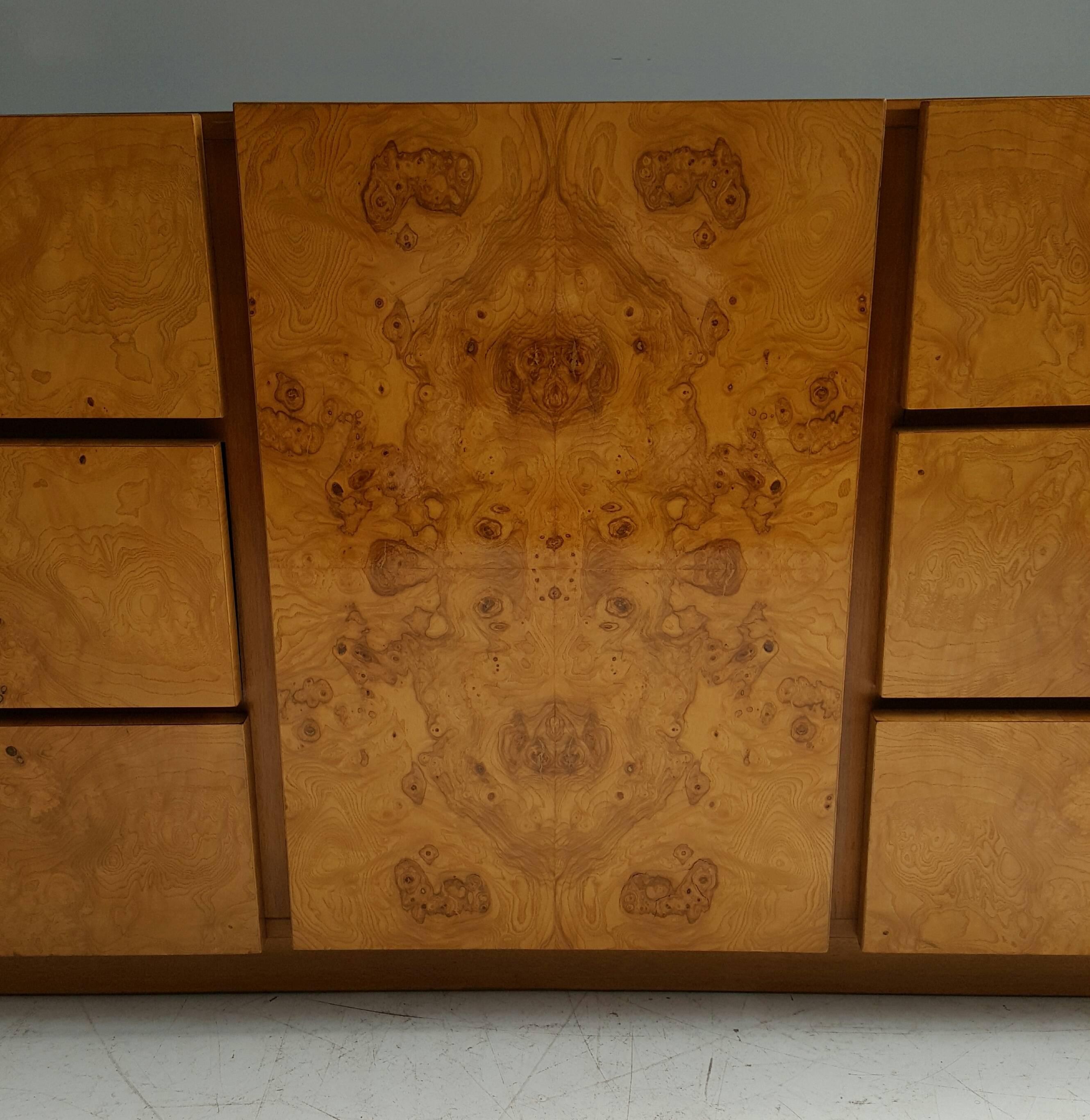 Mid-Century Modern Modernist Burl Olivewood Nine-Drawer Dresser by Milo Baughman