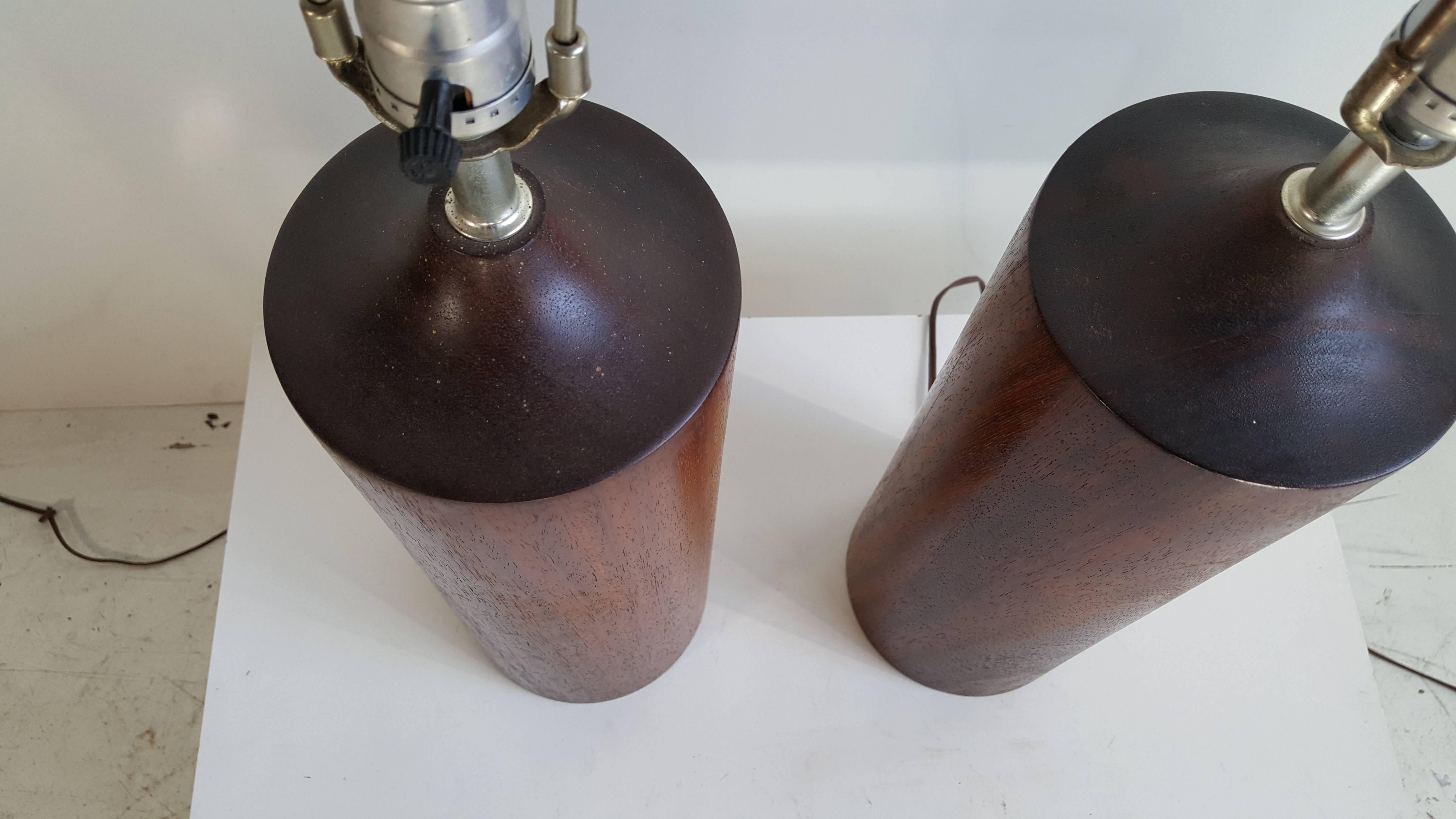 American Classic Pair of Modernist Turned Walnut Lamps Manner of Phillip Lloyd Powell