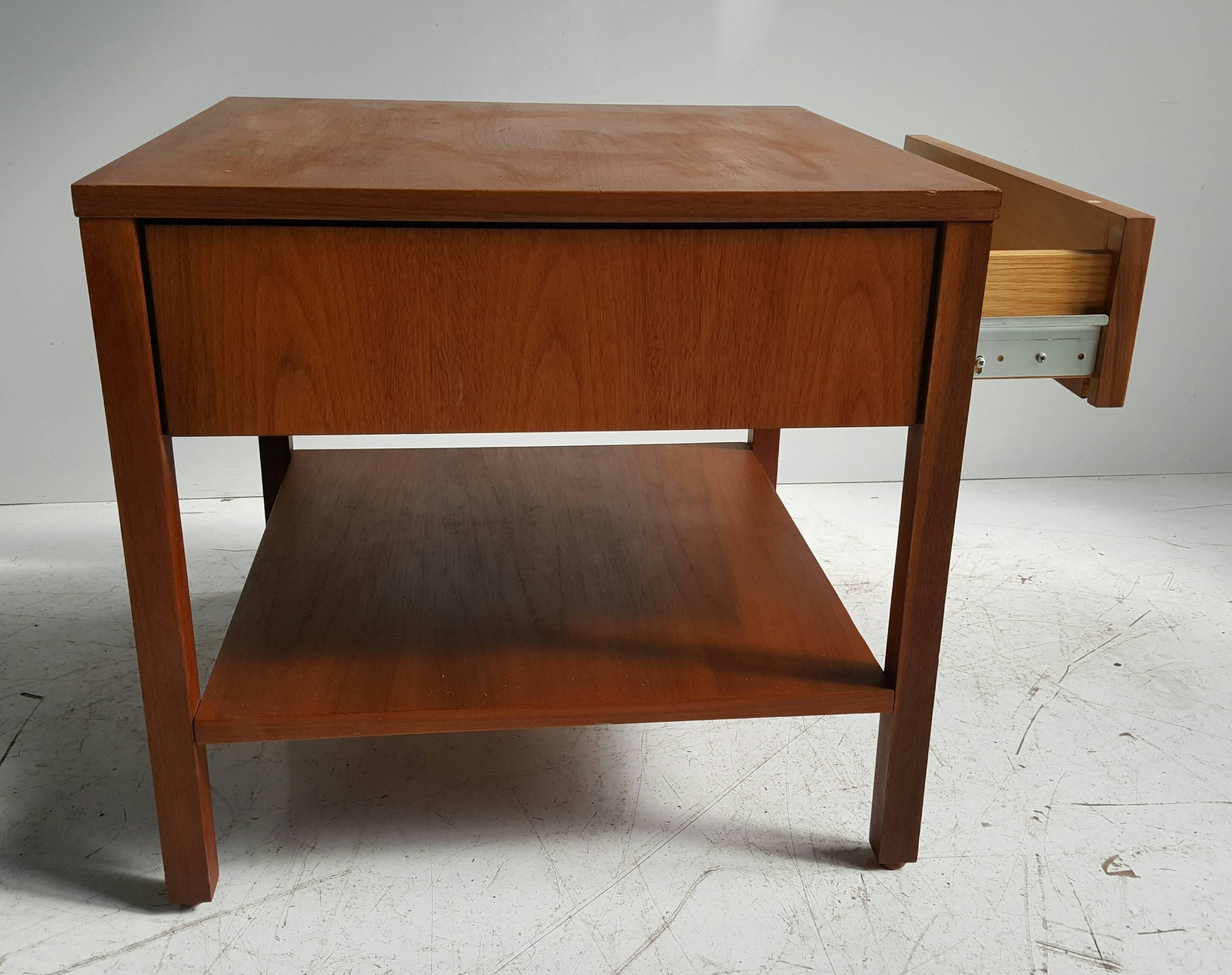 Mid-Century Modern Early Florence Knoll One-Drawer Table/Stand, Nightstand, Knoll