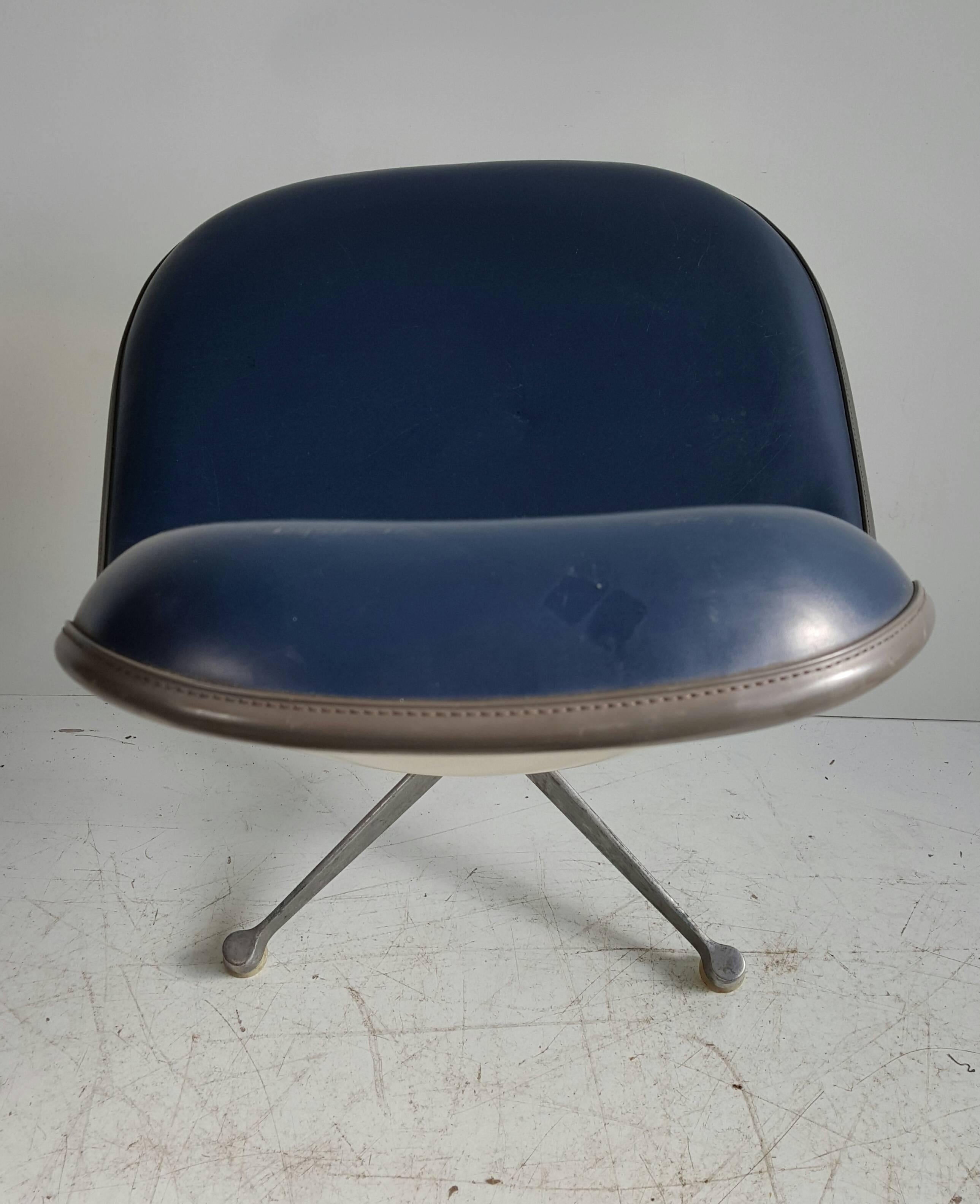 20th Century Charles & Ray Eames PSCC Padded Desk Chair by Herman Miller