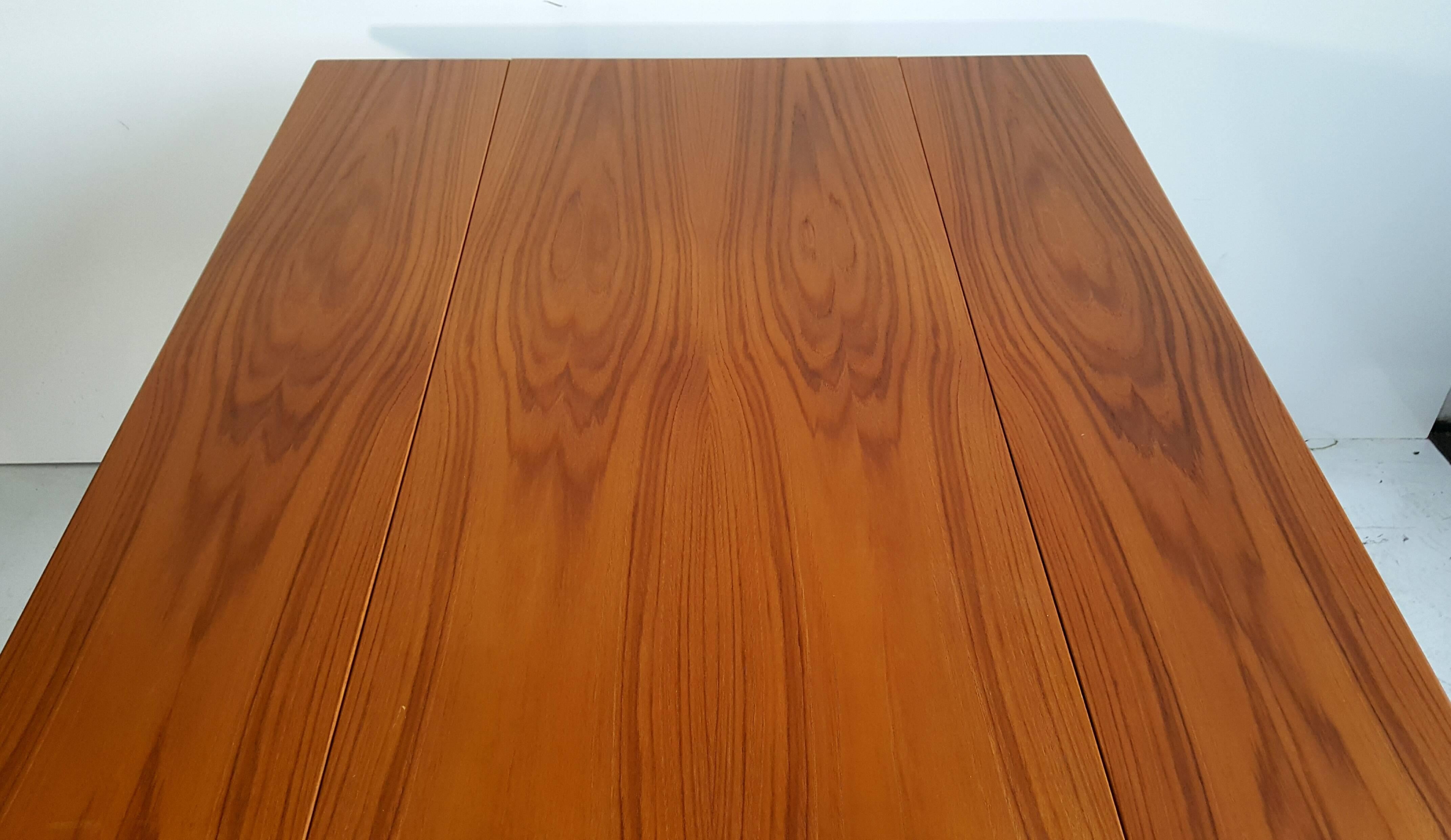 Handsome Teak Drop-Leaf Dining or Breakfast Table, ABJ Made in Denmark In Excellent Condition In Buffalo, NY