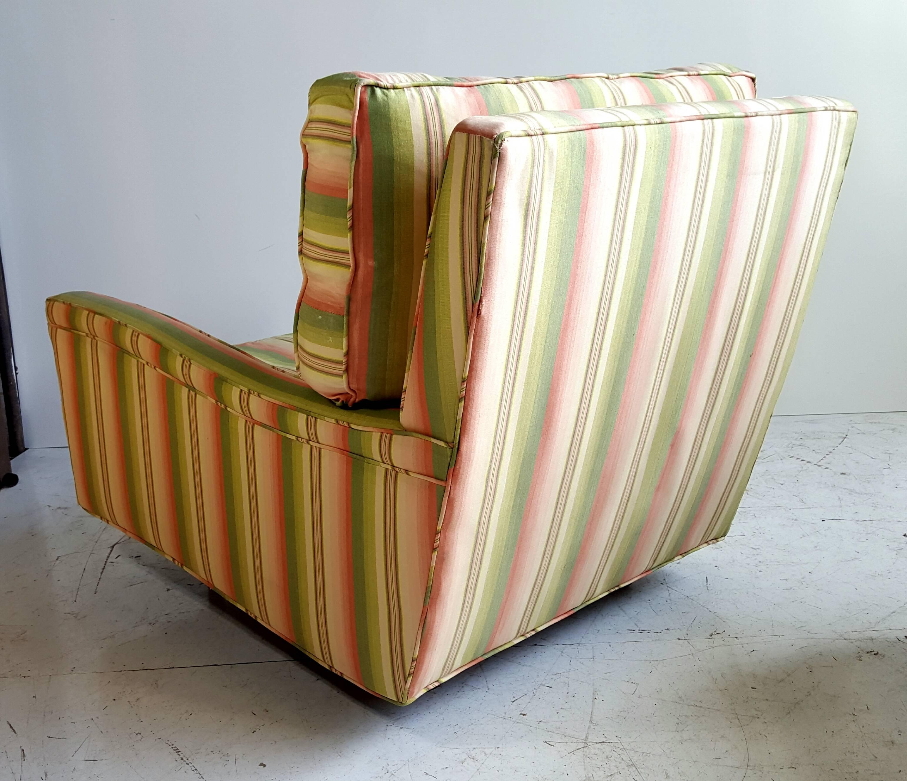 Oversized Art Deco Streamline Lounge Chair and Ottoman In Good Condition For Sale In Buffalo, NY