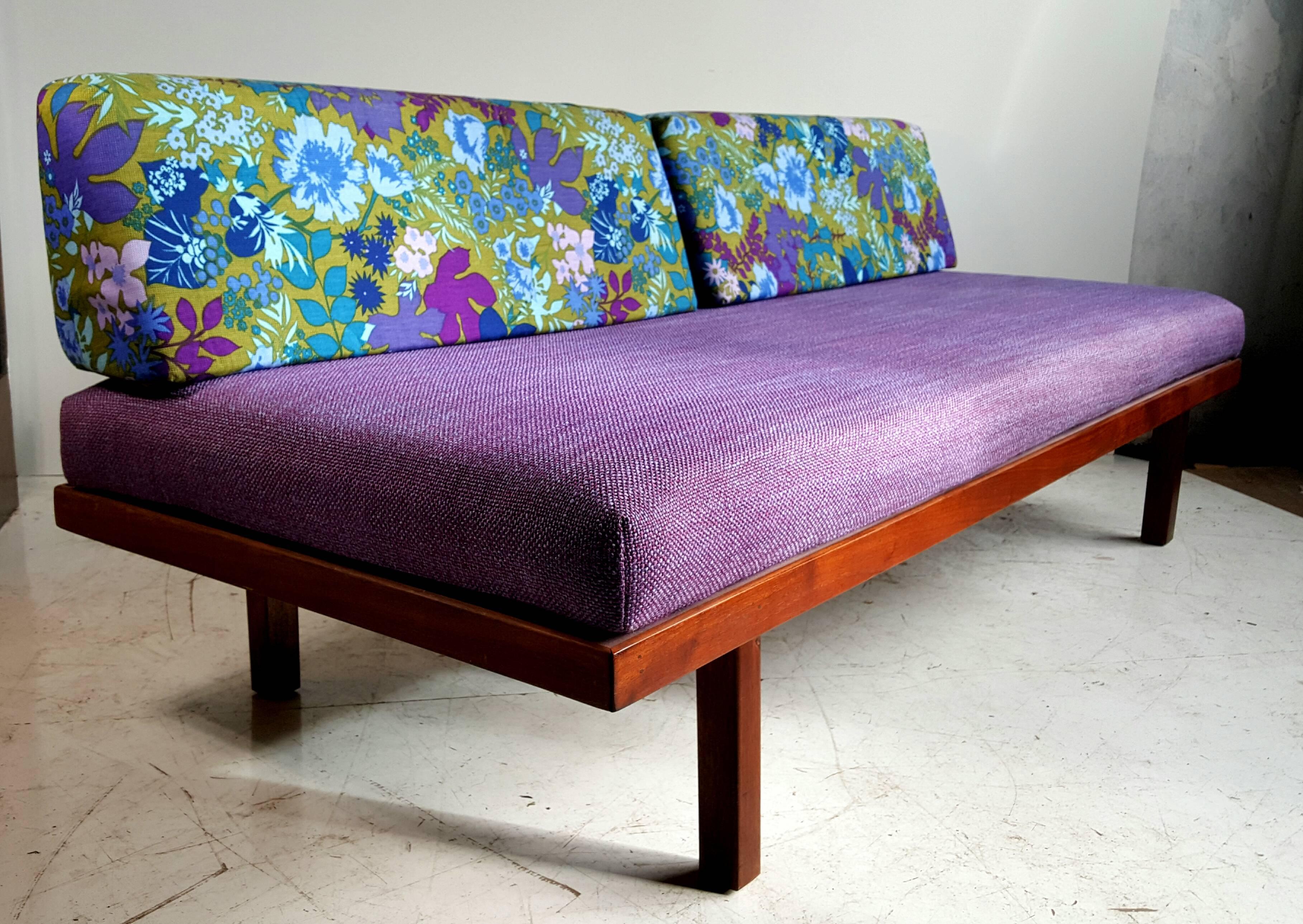 Unknown Mid-Century Modern Daybed/Sofa, George Nelson Inspired