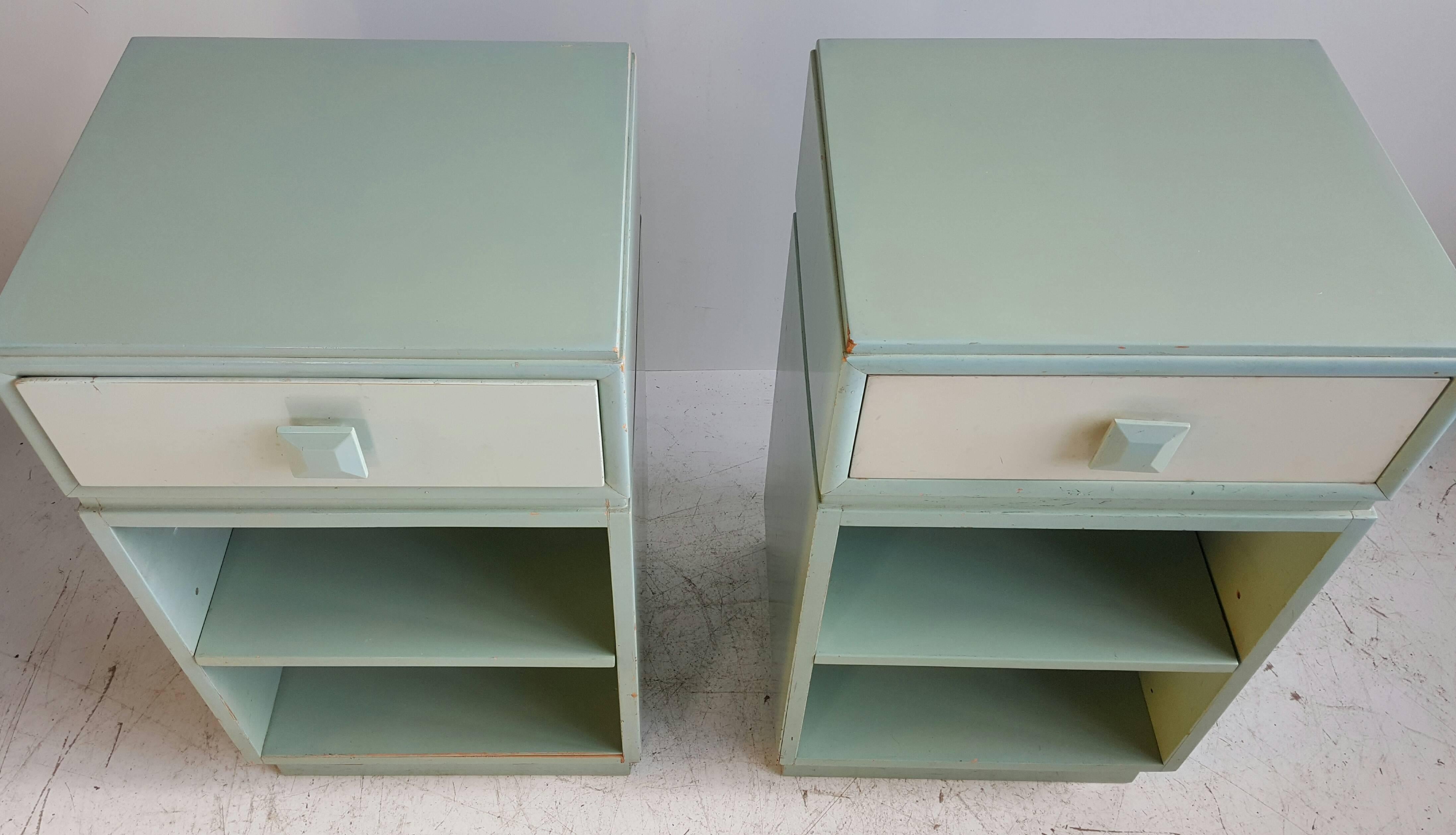American Classic Mid-Century Modern Night Stands/Tables by Kittinger For Sale