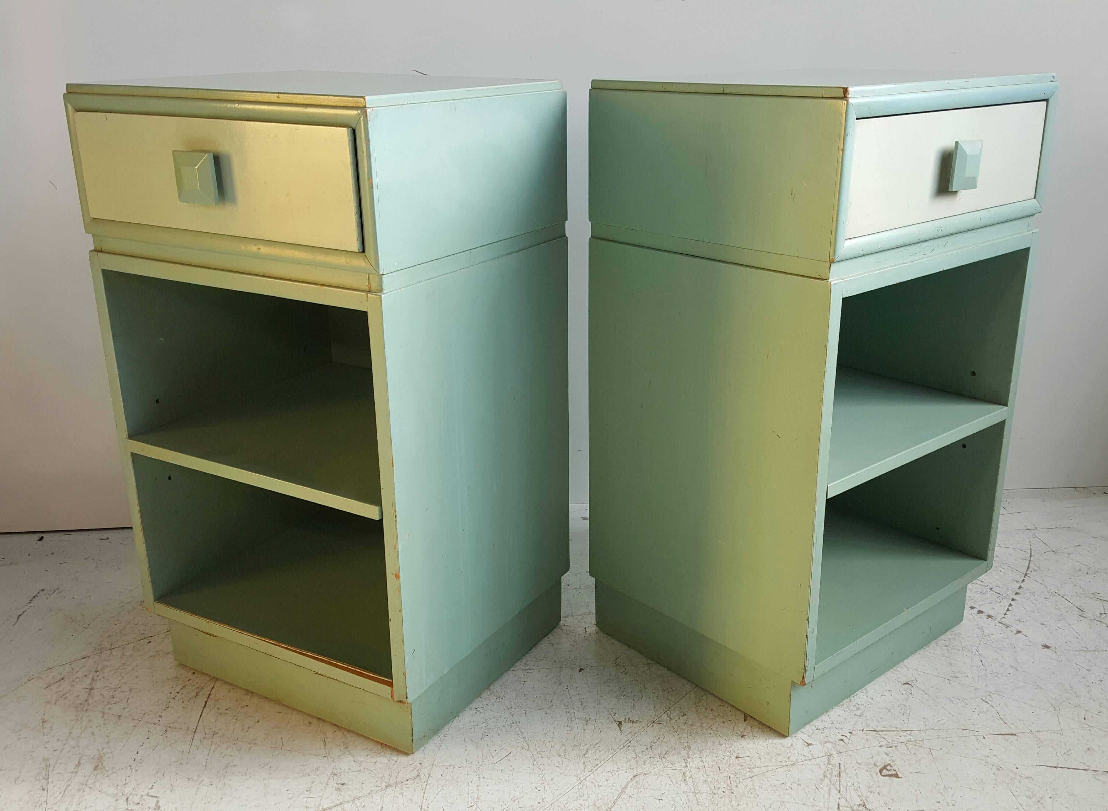 Lacquered Classic Mid-Century Modern Night Stands/Tables by Kittinger For Sale