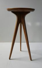 Modernist Sculptural Three-Leg Stand/Table Manner of Dunbar