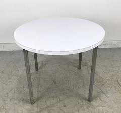 Early Production Florence Knoll End or Occasional Table Knoll, New York