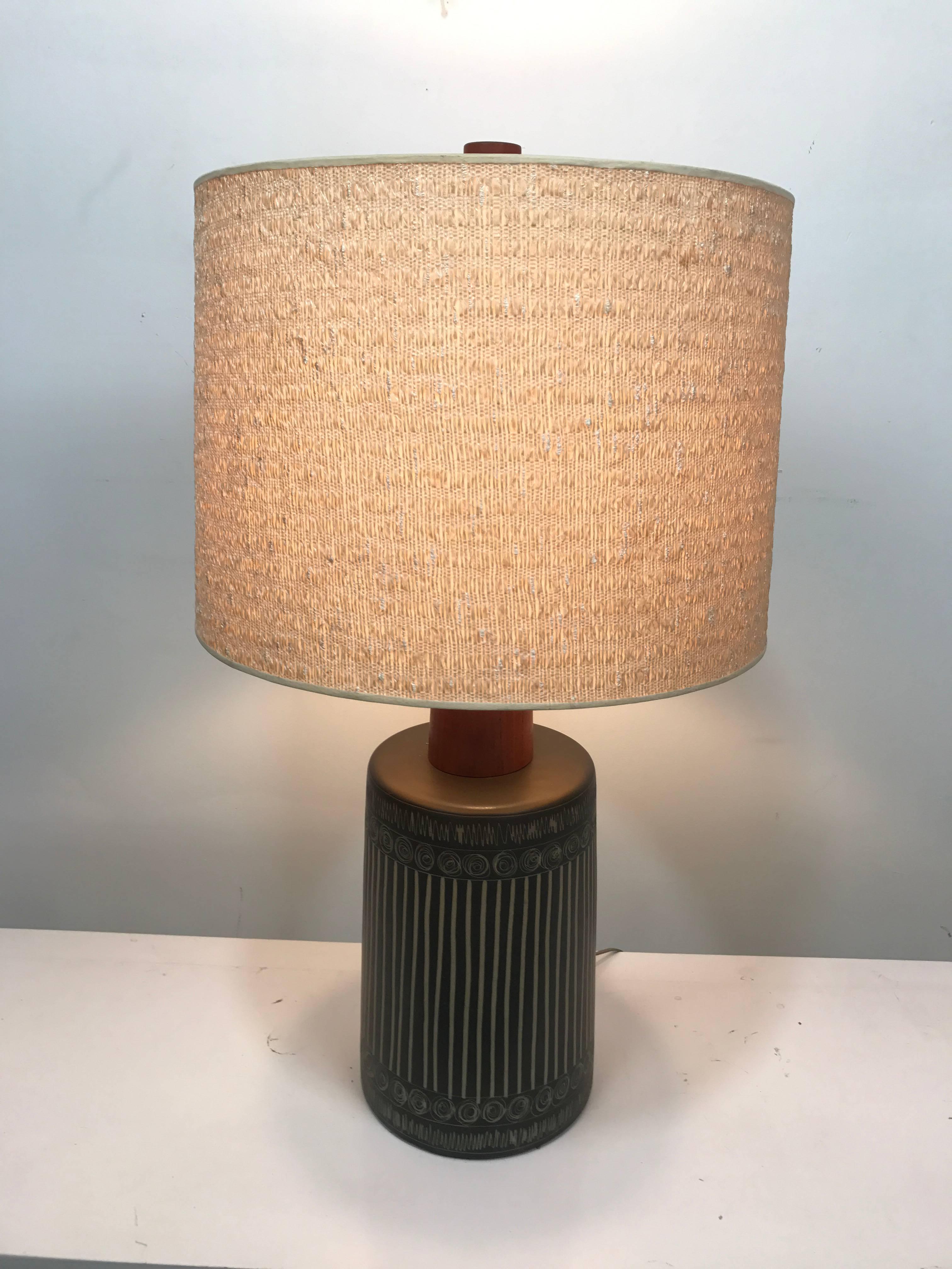 Martz Glazed and Incised Ceramic Lamp for Marshall Studios, Signed In Good Condition In Buffalo, NY