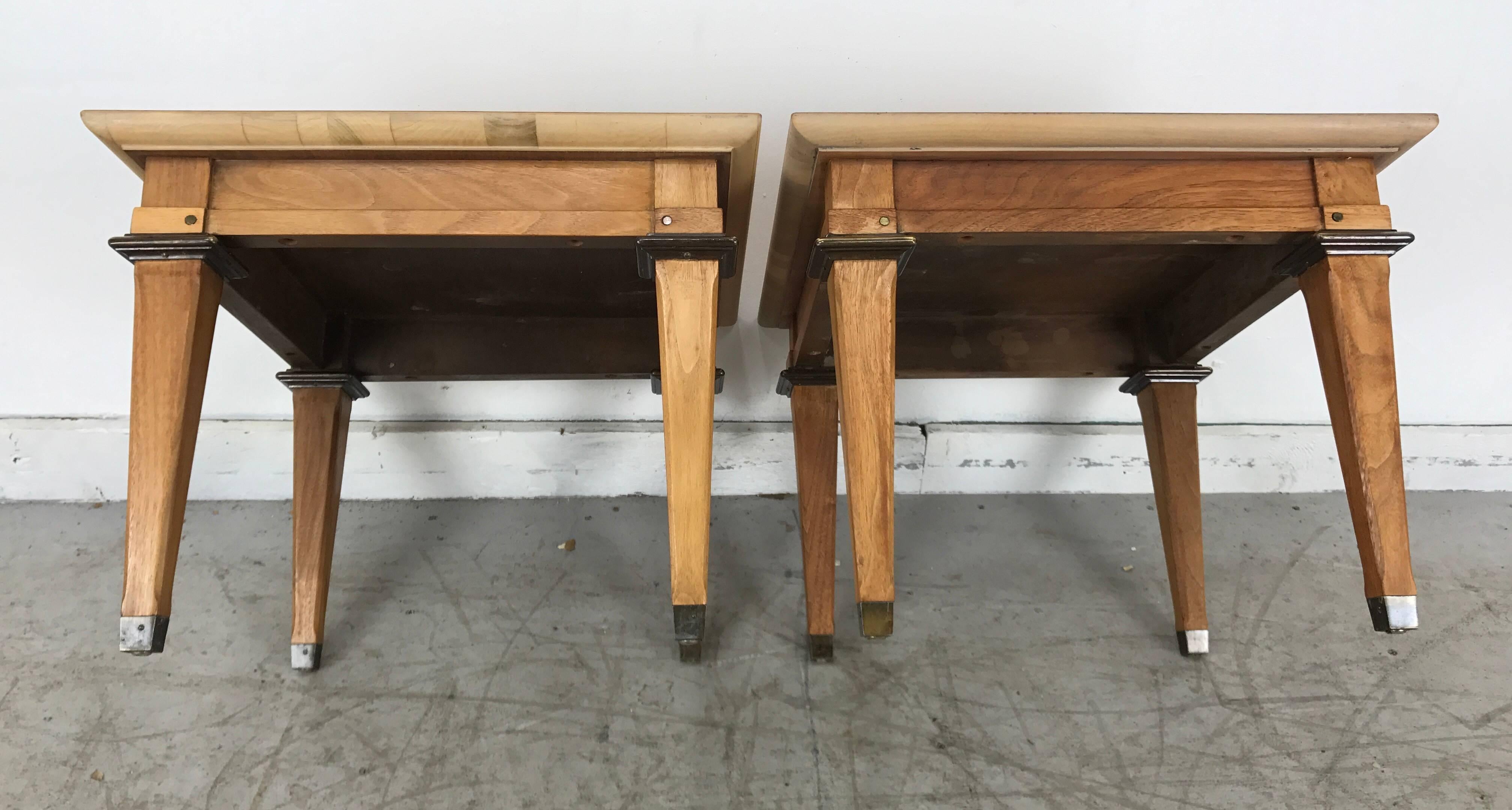 Stunning Pair of Burl and Brass Occasional Tables by Mastercraft For Sale 2